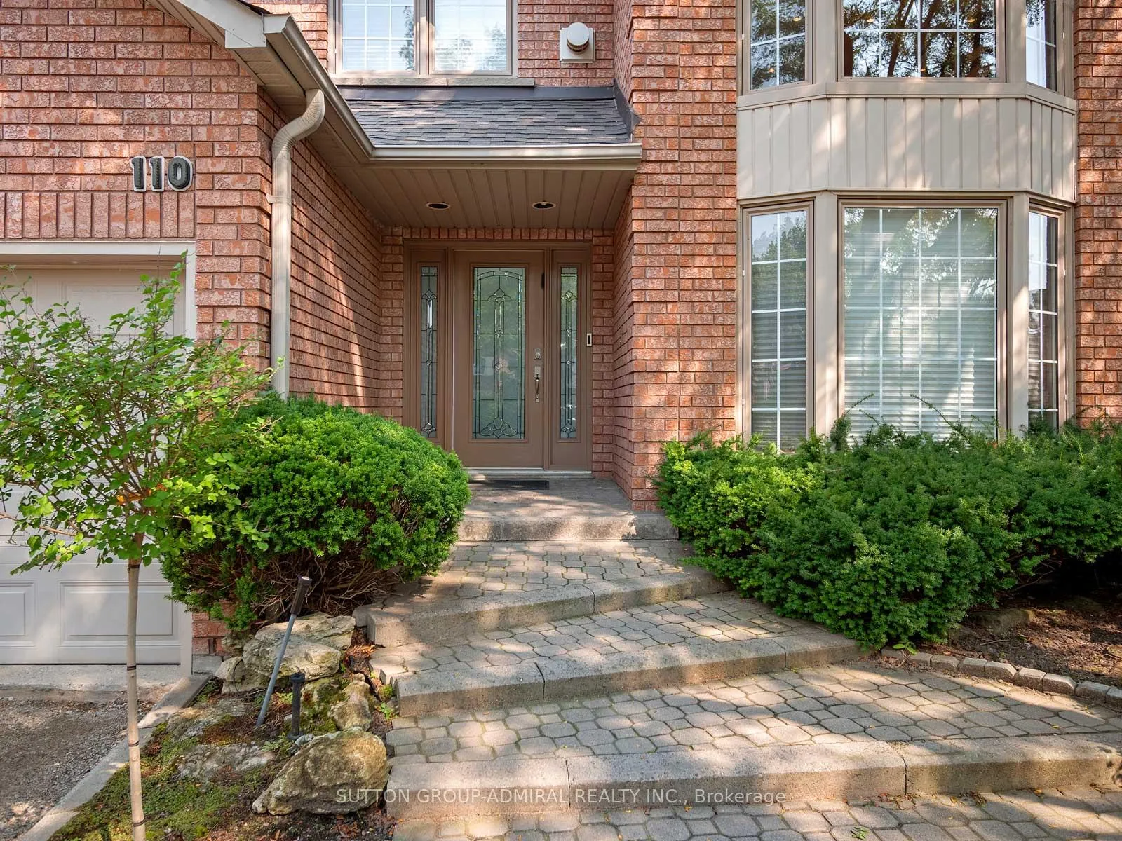 Photo 2 of 110 Summerdale Drive, Markham, Thornlea — HOMEH