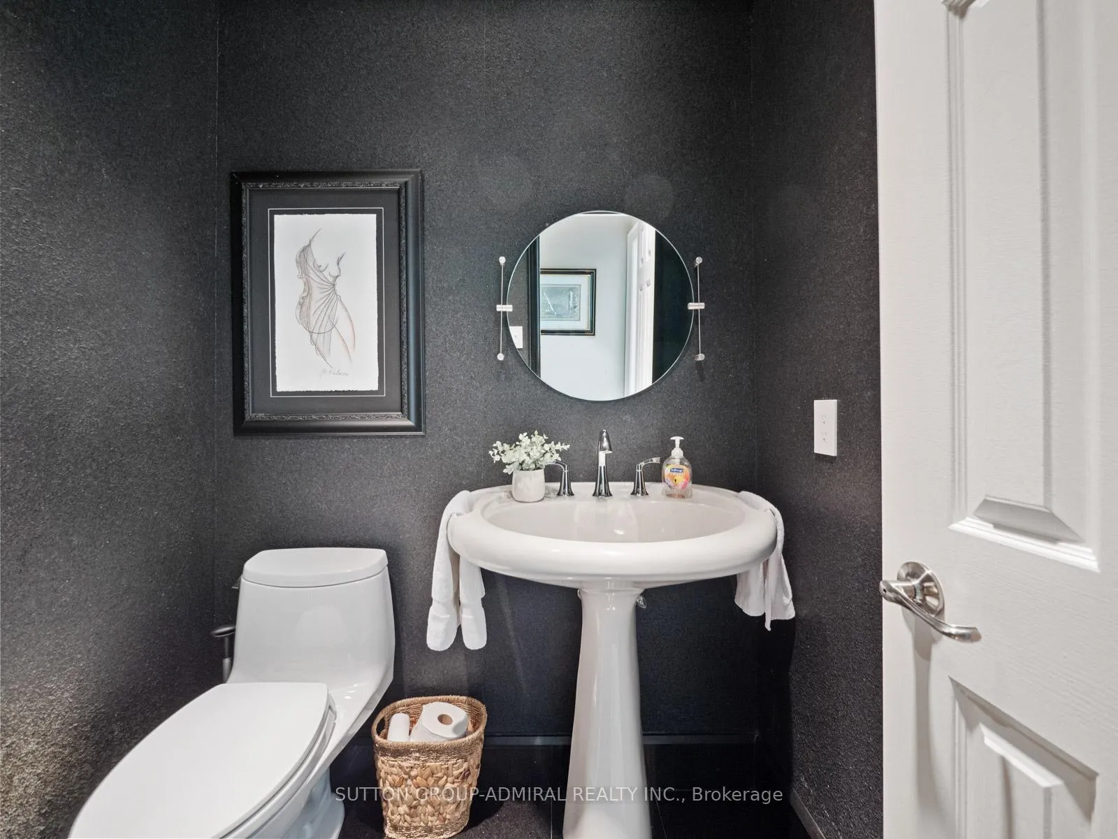 Photo 10 of 110 Summerdale Drive, Markham, Thornlea — HOMEH