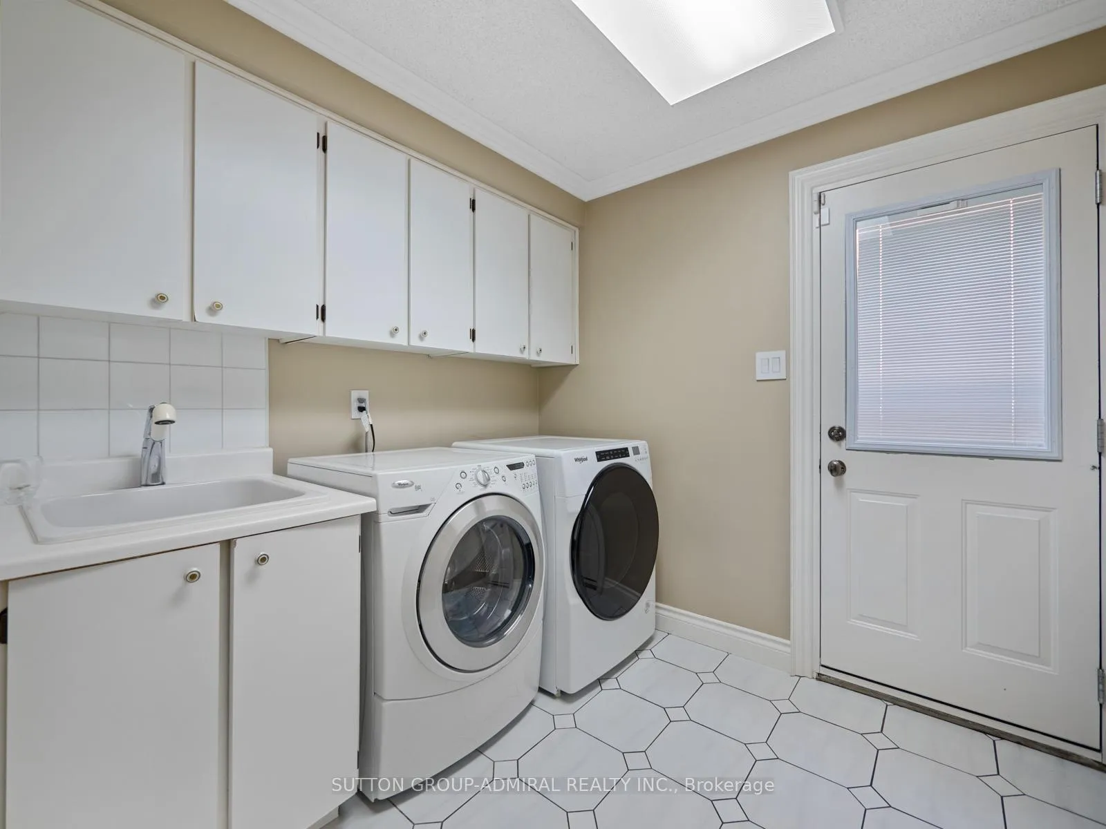 Photo 11 of 110 Summerdale Drive, Markham, Thornlea — HOMEH