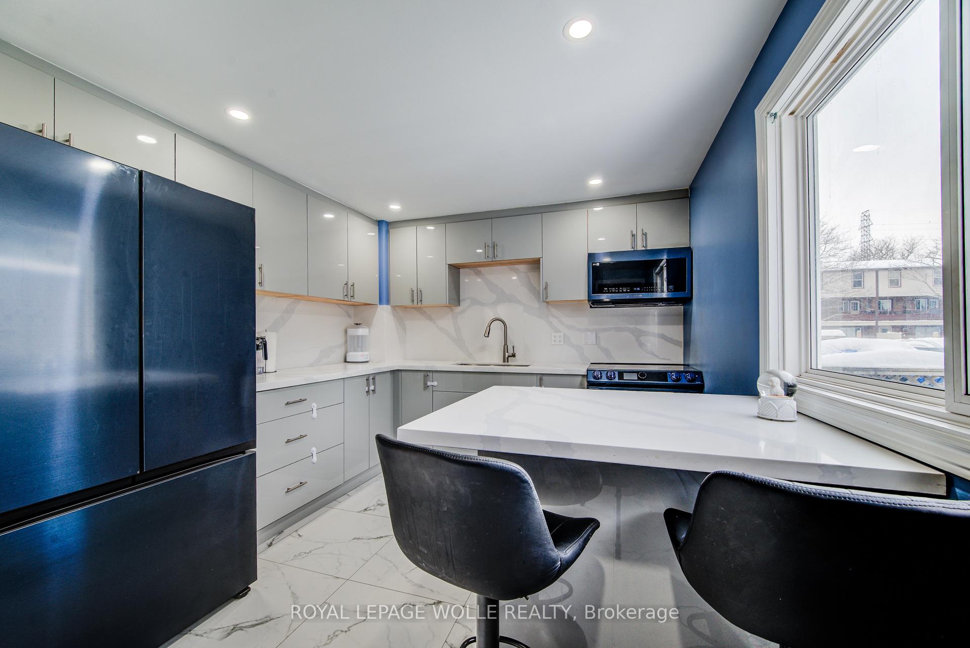 Photo 12 of 67 Burns Drive, Guelph, Riverside Park — HOMEH