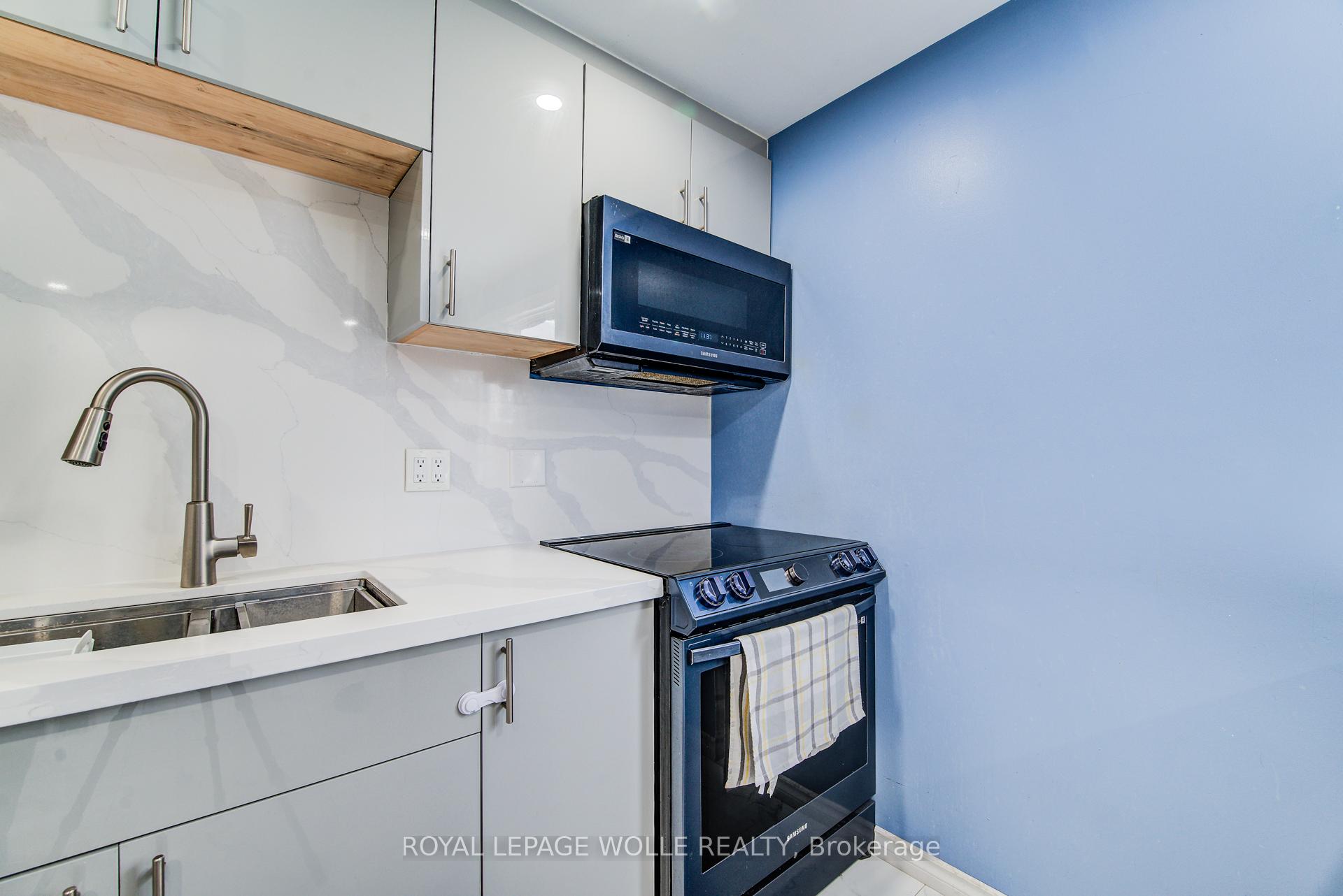 Photo 15 of 67 Burns Drive, Guelph, Riverside Park — HOMEH