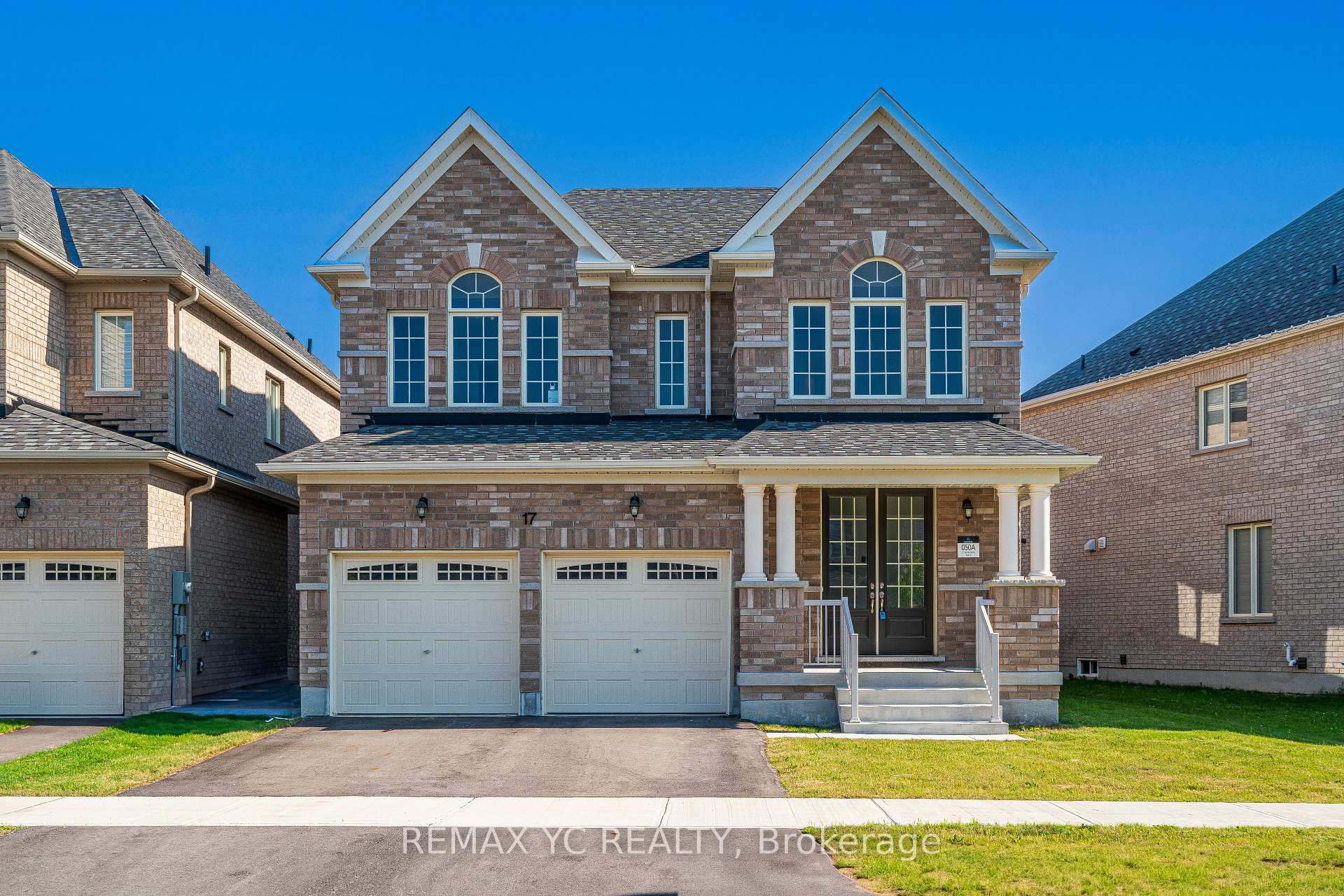 Front of 17 Hitching Post Lane