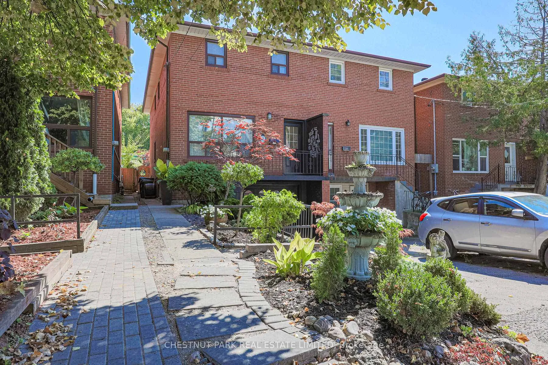 Front of 39 Aldergrove Avenue