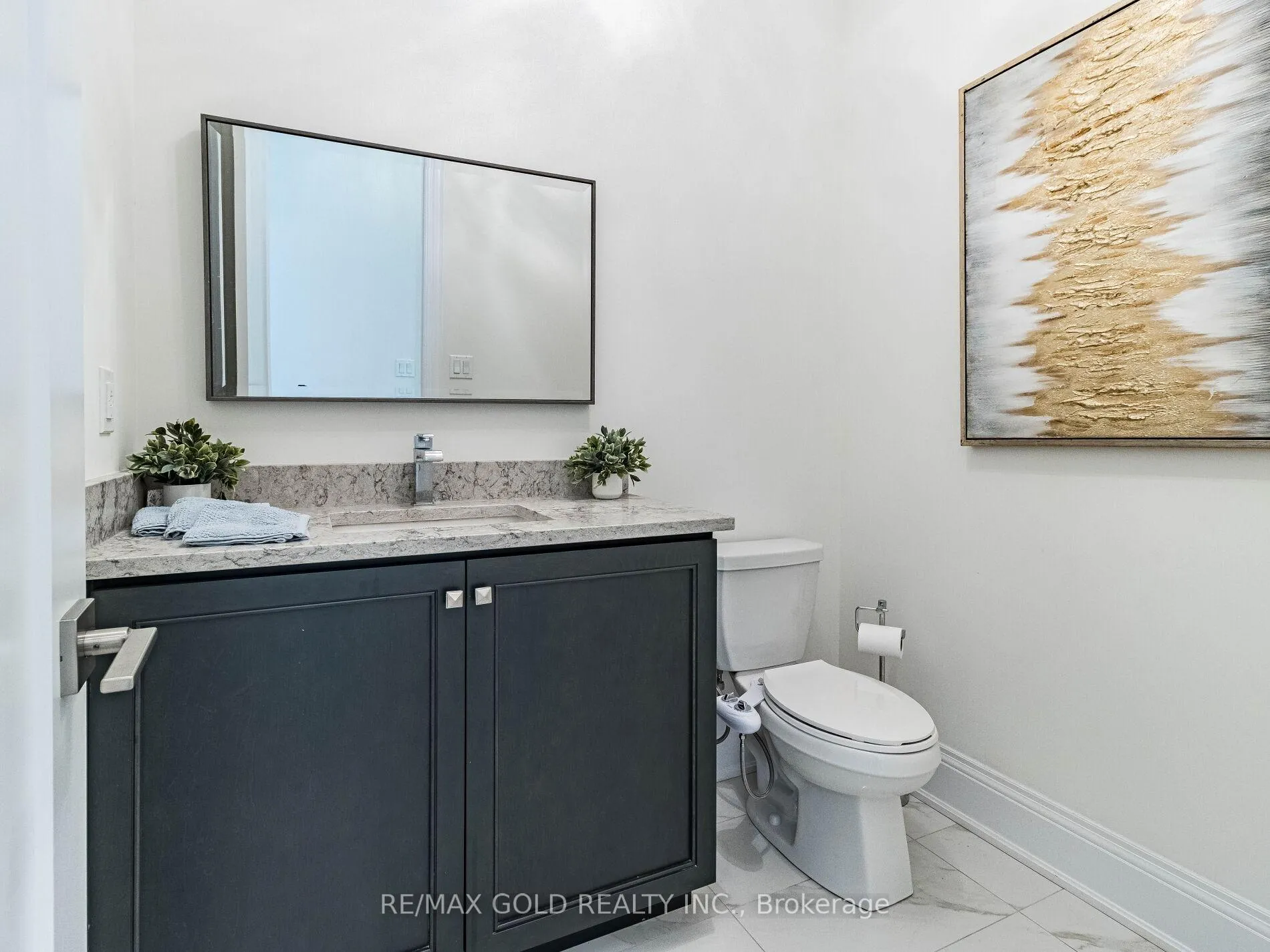 Photo 20 of 22 Ballantyne Boulevard, Vaughan, Vellore Village — HOMEH