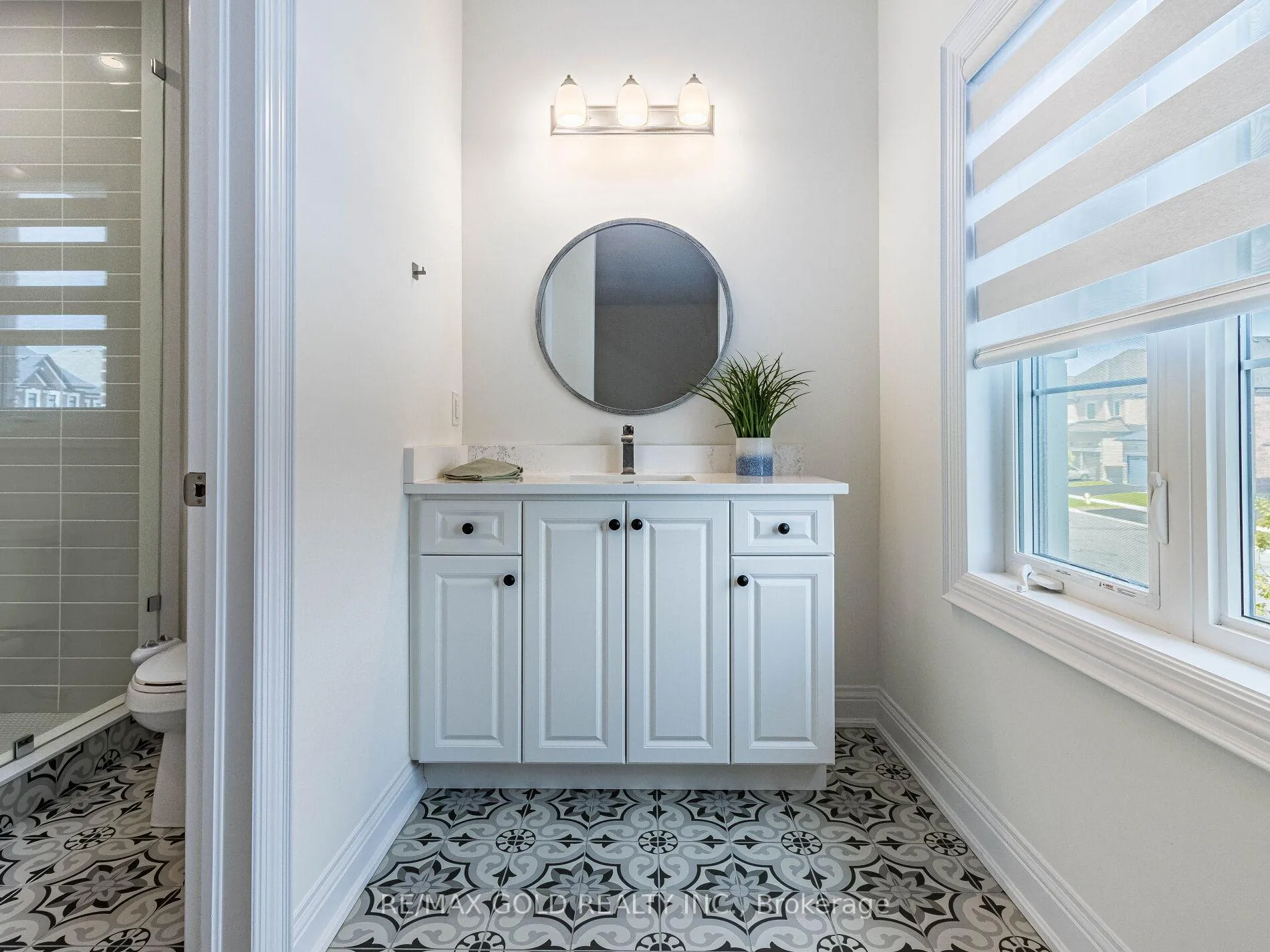 Photo 32 of 22 Ballantyne Boulevard, Vaughan, Vellore Village — HOMEH