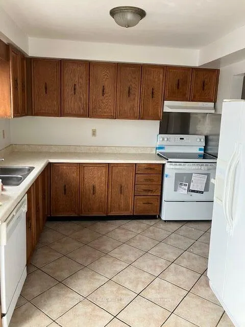 Photo 2 of 42 Coe Drive, Ajax, Central — HOMEH
