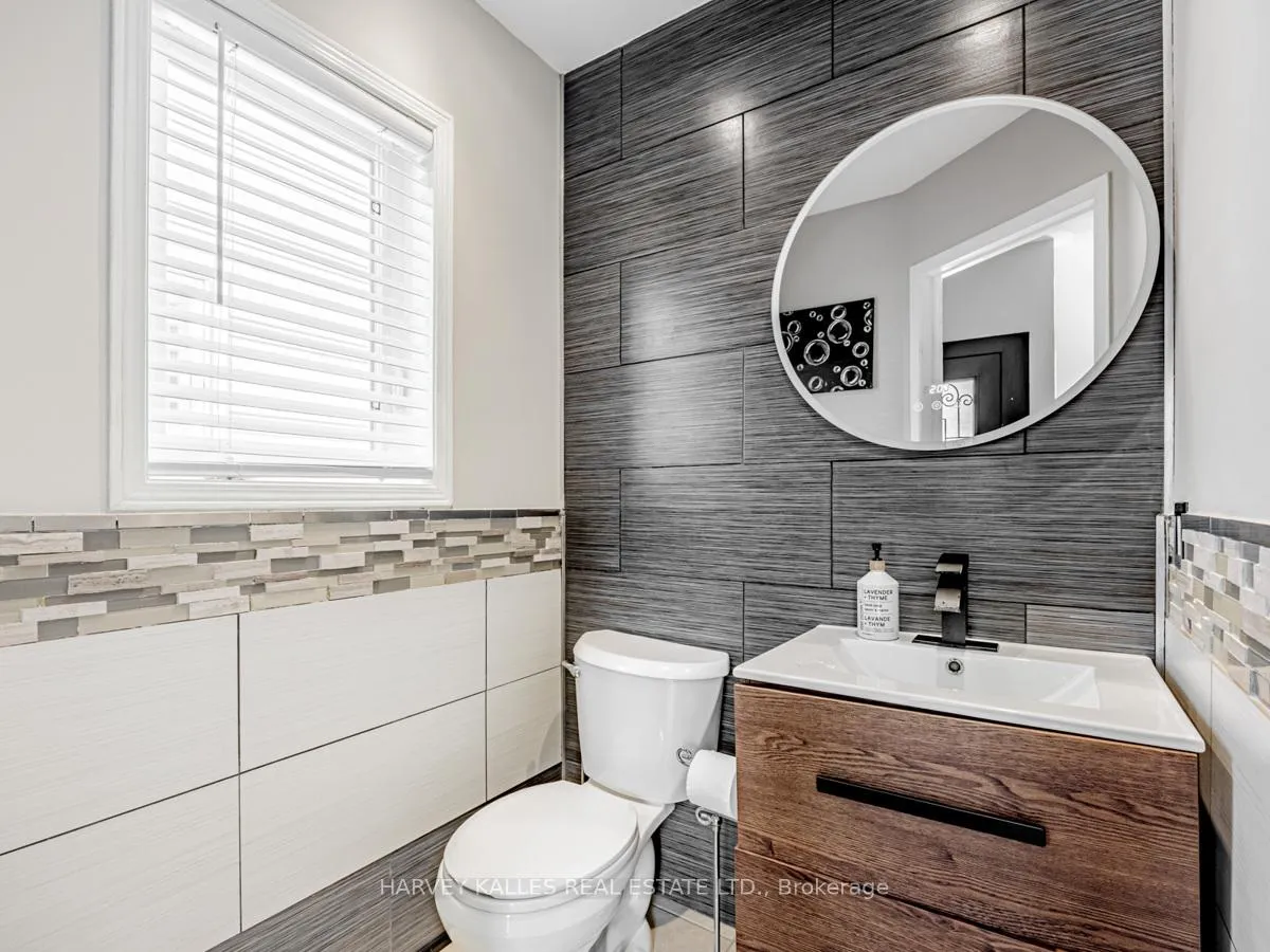 Photo 16 of 1352 Langley Circle, Oshawa, Pinecrest — HOMEH