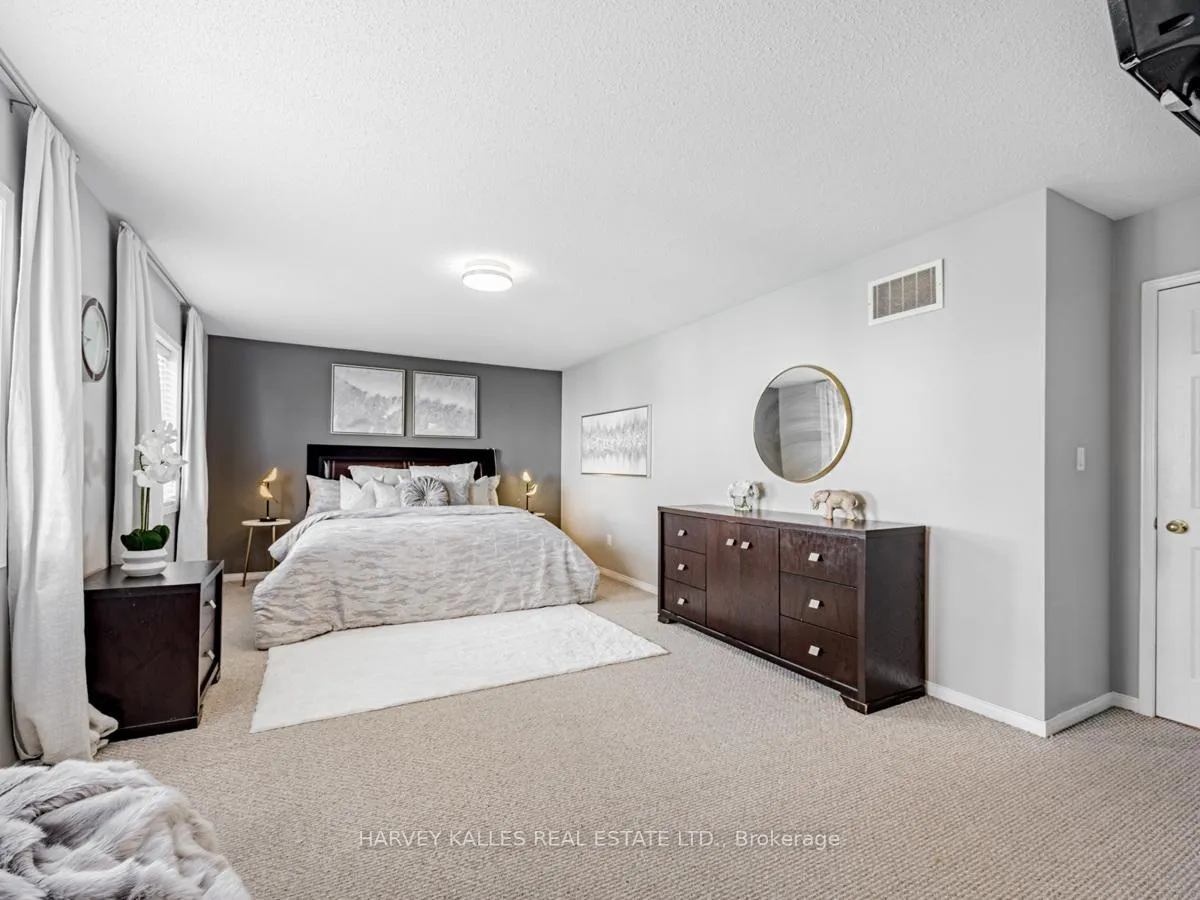 Photo 20 of 1352 Langley Circle, Oshawa, Pinecrest — HOMEH
