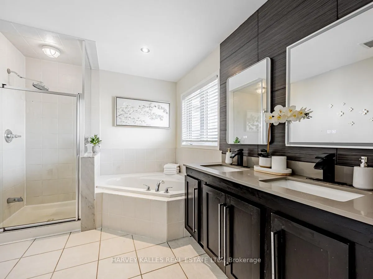 Photo 22 of 1352 Langley Circle, Oshawa, Pinecrest — HOMEH