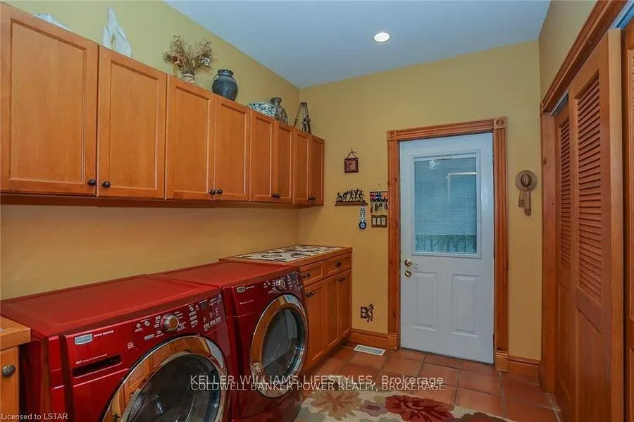 Photo 8 of 23904 Denfield Road, Middlesex Centre, Denfield — HOMEH