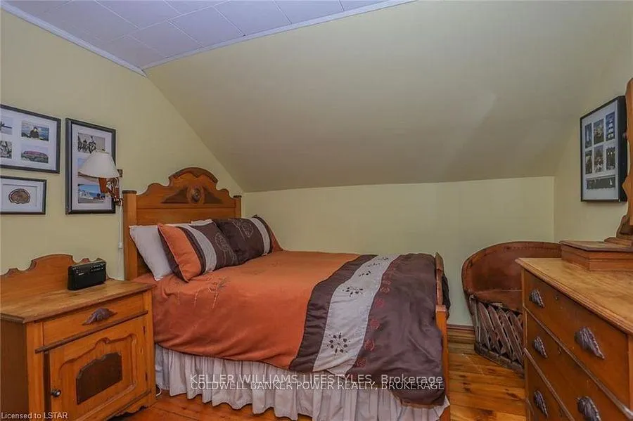 Photo 24 of 23904 Denfield Road, Middlesex Centre, Denfield — HOMEH