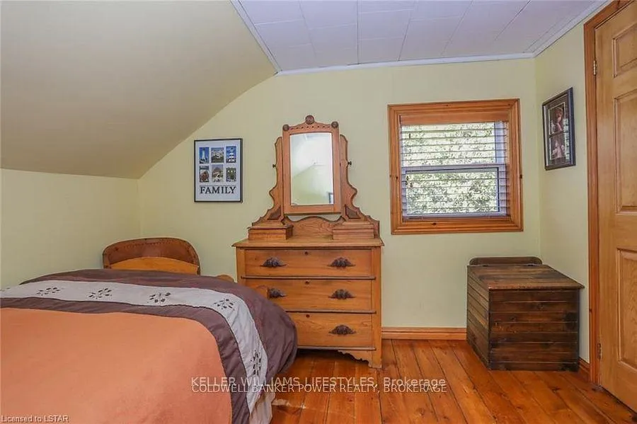 Photo 26 of 23904 Denfield Road, Middlesex Centre, Denfield — HOMEH