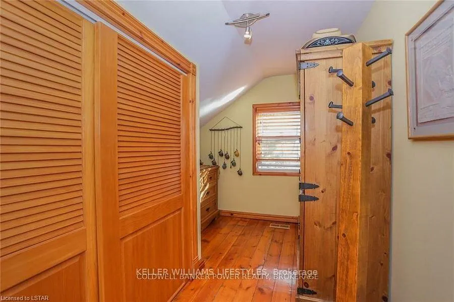Photo 28 of 23904 Denfield Road, Middlesex Centre, Denfield — HOMEH