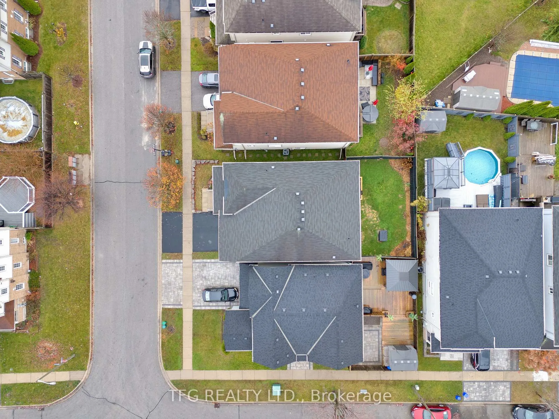 Photo 35 of 606 Oldman Road, Oshawa, Eastdale — HOMEH