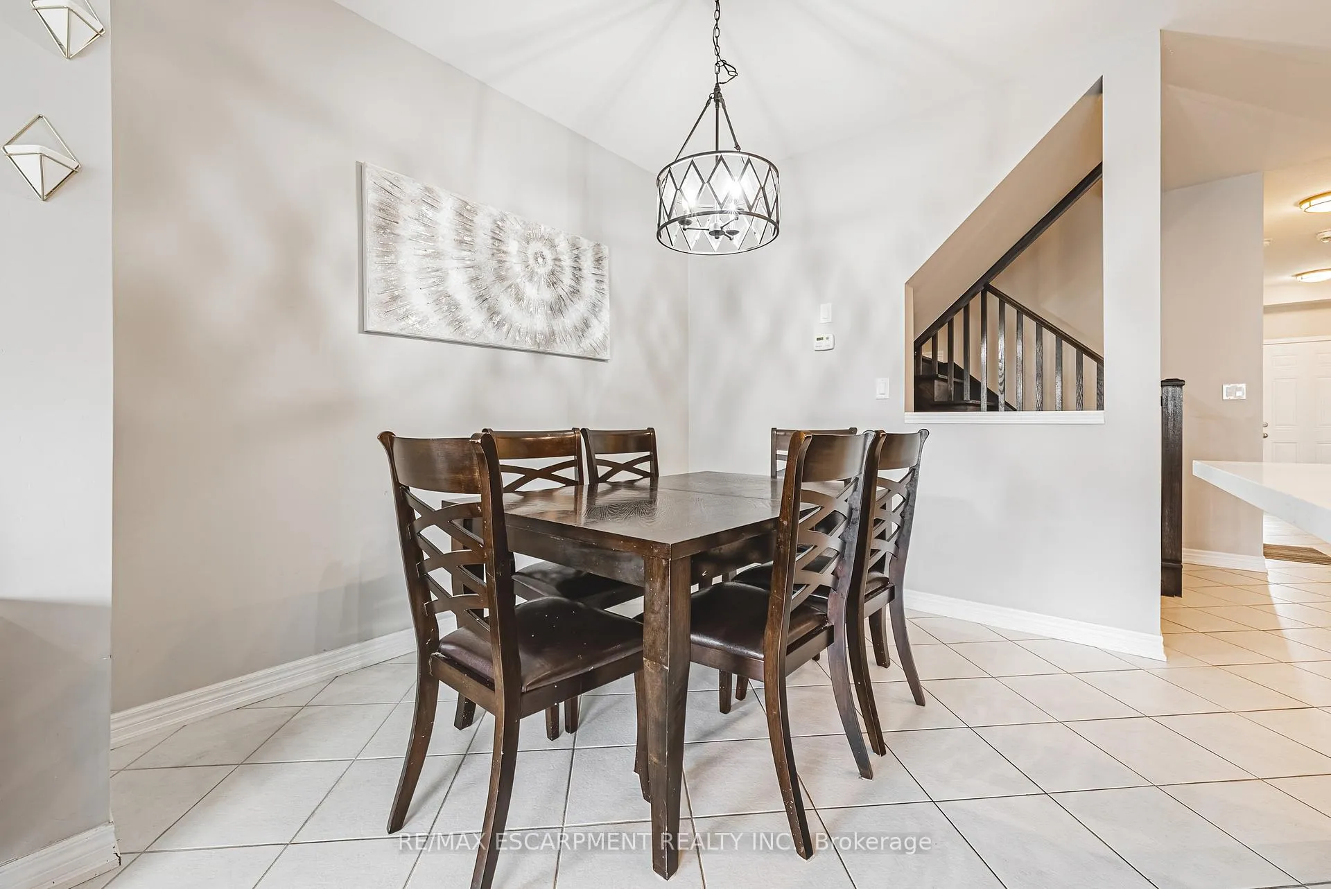 Photo 10 of 208 Lormont Boulevard, Hamilton, Stoney Creek — HOMEH