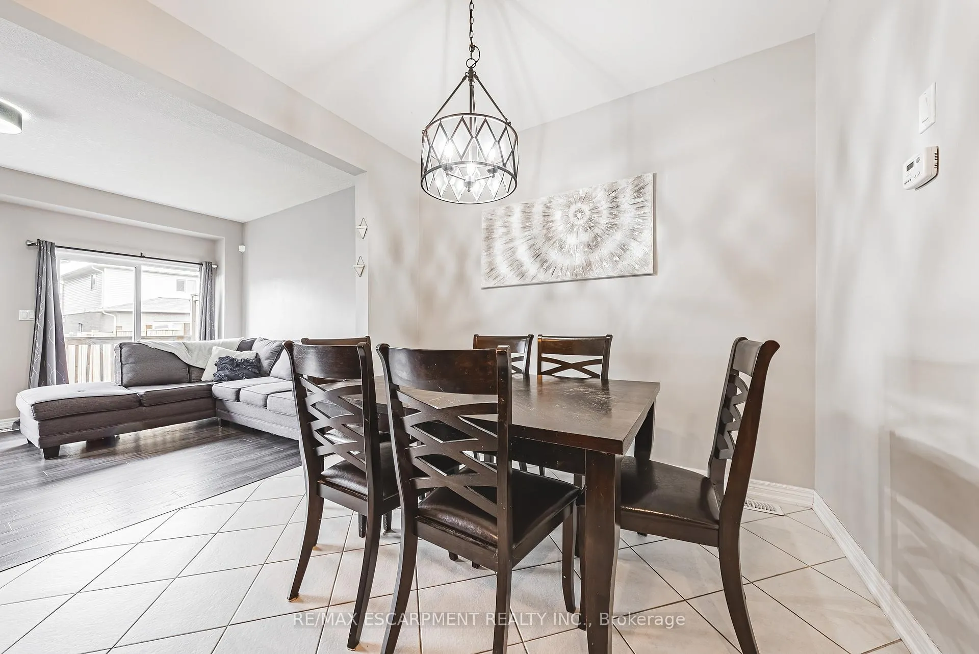 Photo 11 of 208 Lormont Boulevard, Hamilton, Stoney Creek — HOMEH