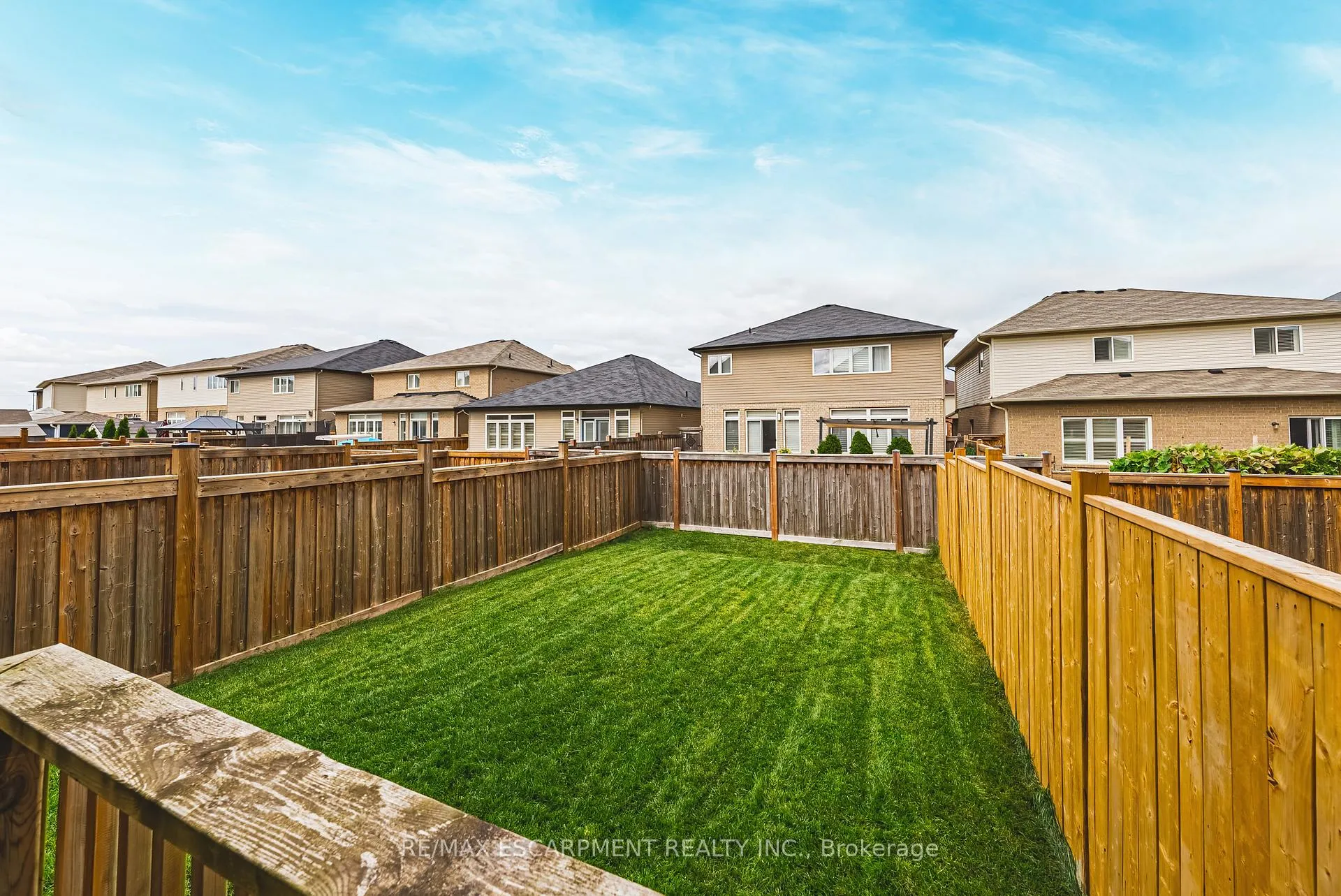 Photo 22 of 208 Lormont Boulevard, Hamilton, Stoney Creek — HOMEH
