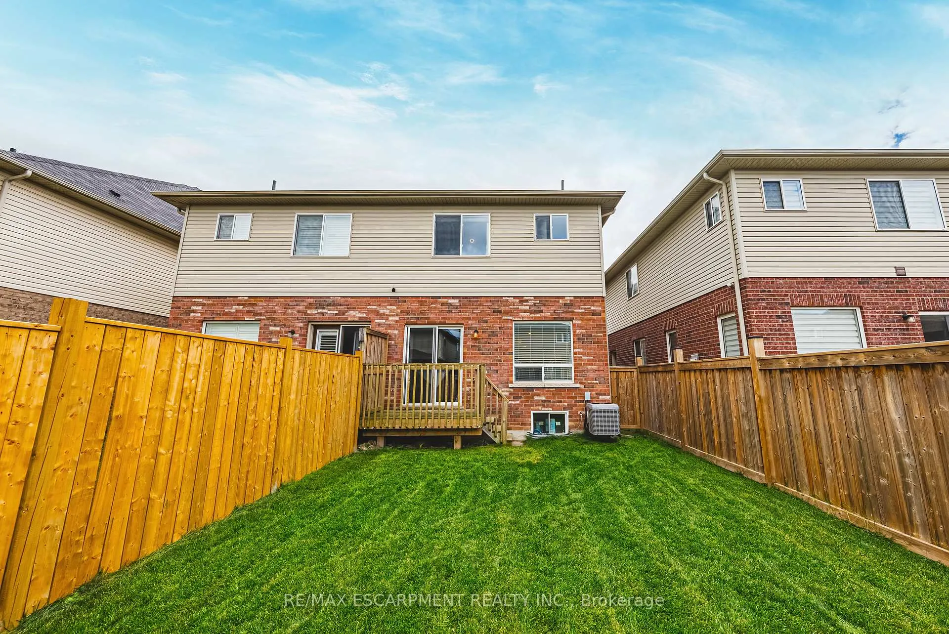 Photo 23 of 208 Lormont Boulevard, Hamilton, Stoney Creek — HOMEH