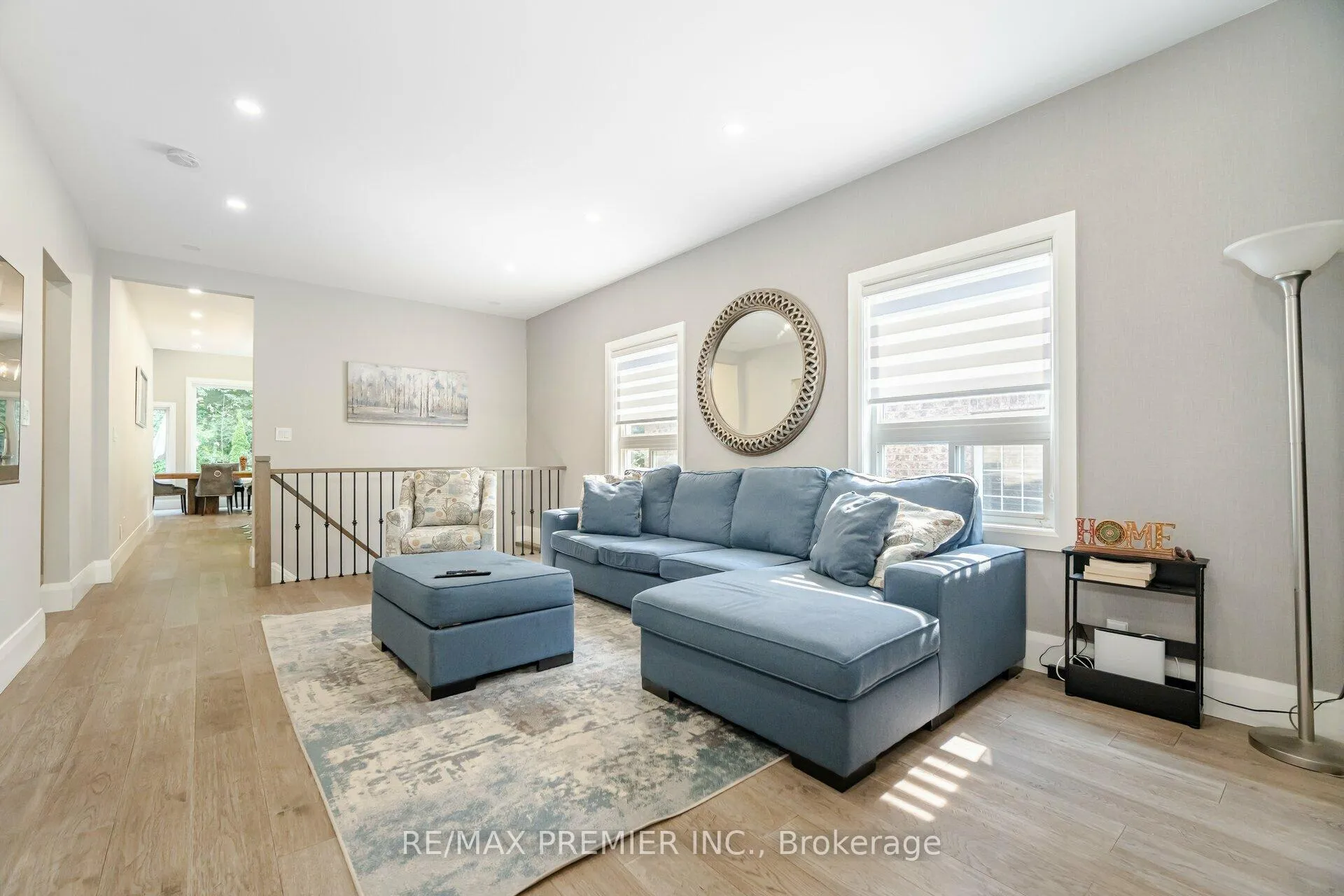 Photo 6 of 111 Regency View Heights, Vaughan, Rural Vaughan — HOMEH