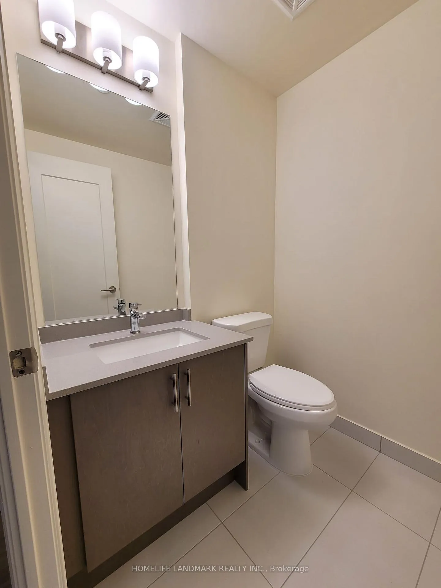 Photo 11 of Unit 207, 9000 Jane Street, Vaughan, Vellore Village — HOMEH