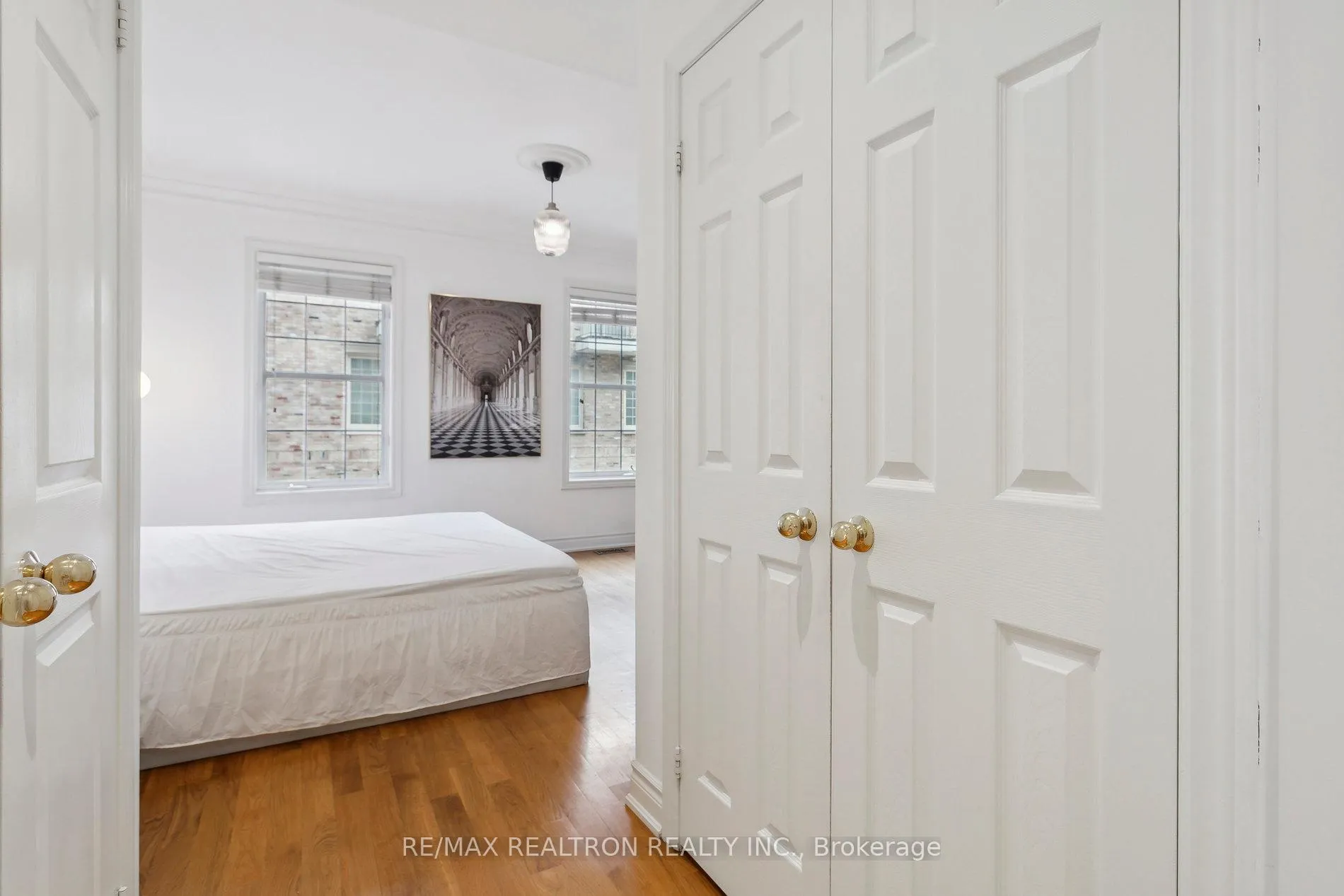 Photo 15 of 200 C Merton Street, Toronto, Mount Pleasant West — HOMEH