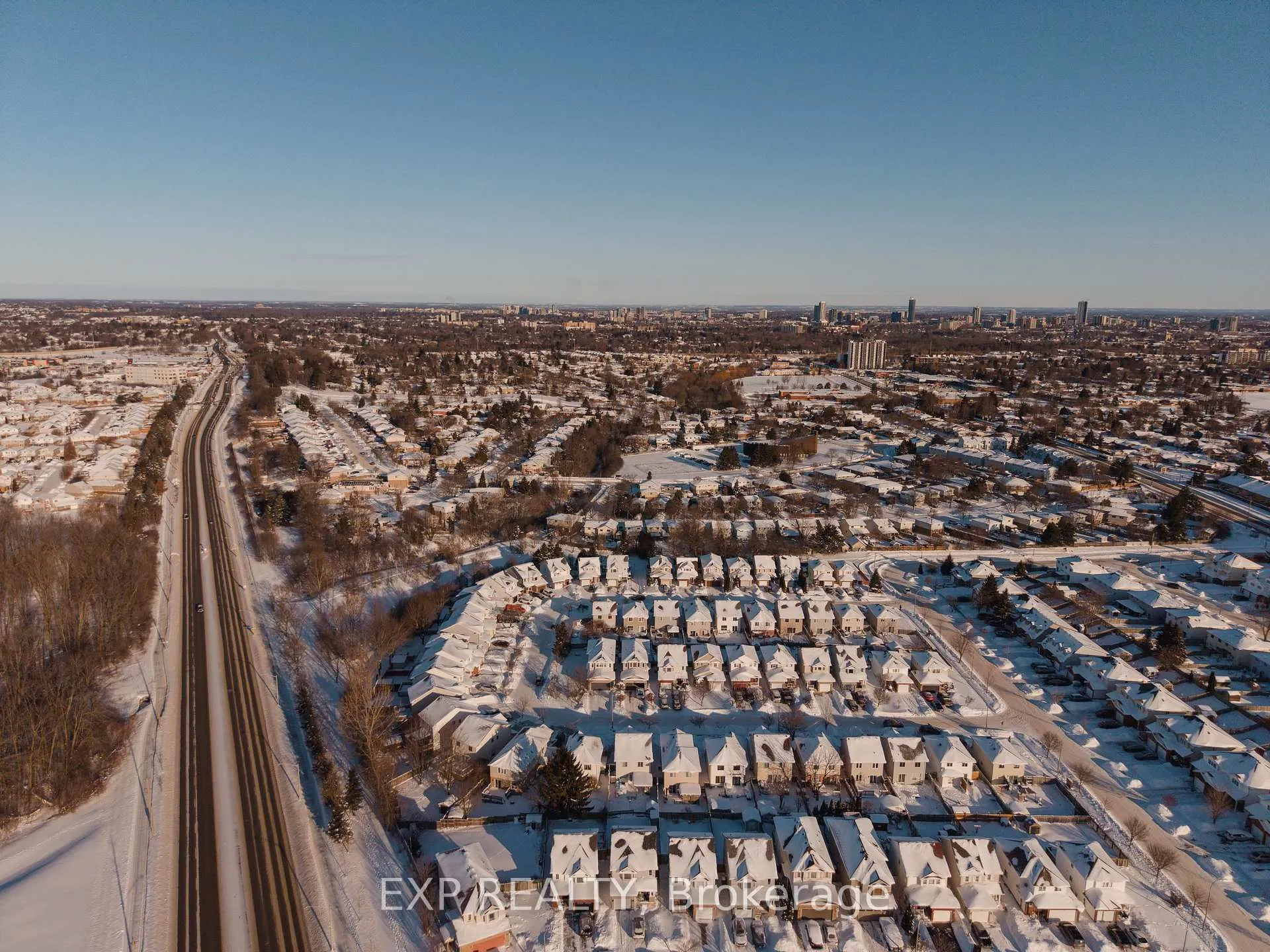 Photo 45 of 279 Highbrook Crescent, Kitchener — HOMEH