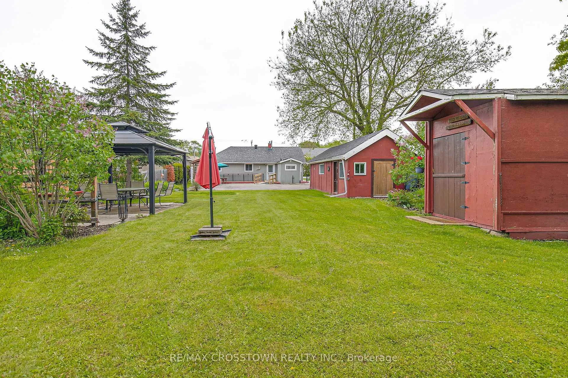 Photo 24 of 1962 St Johns Road, Innisfil, Alcona — HOMEH