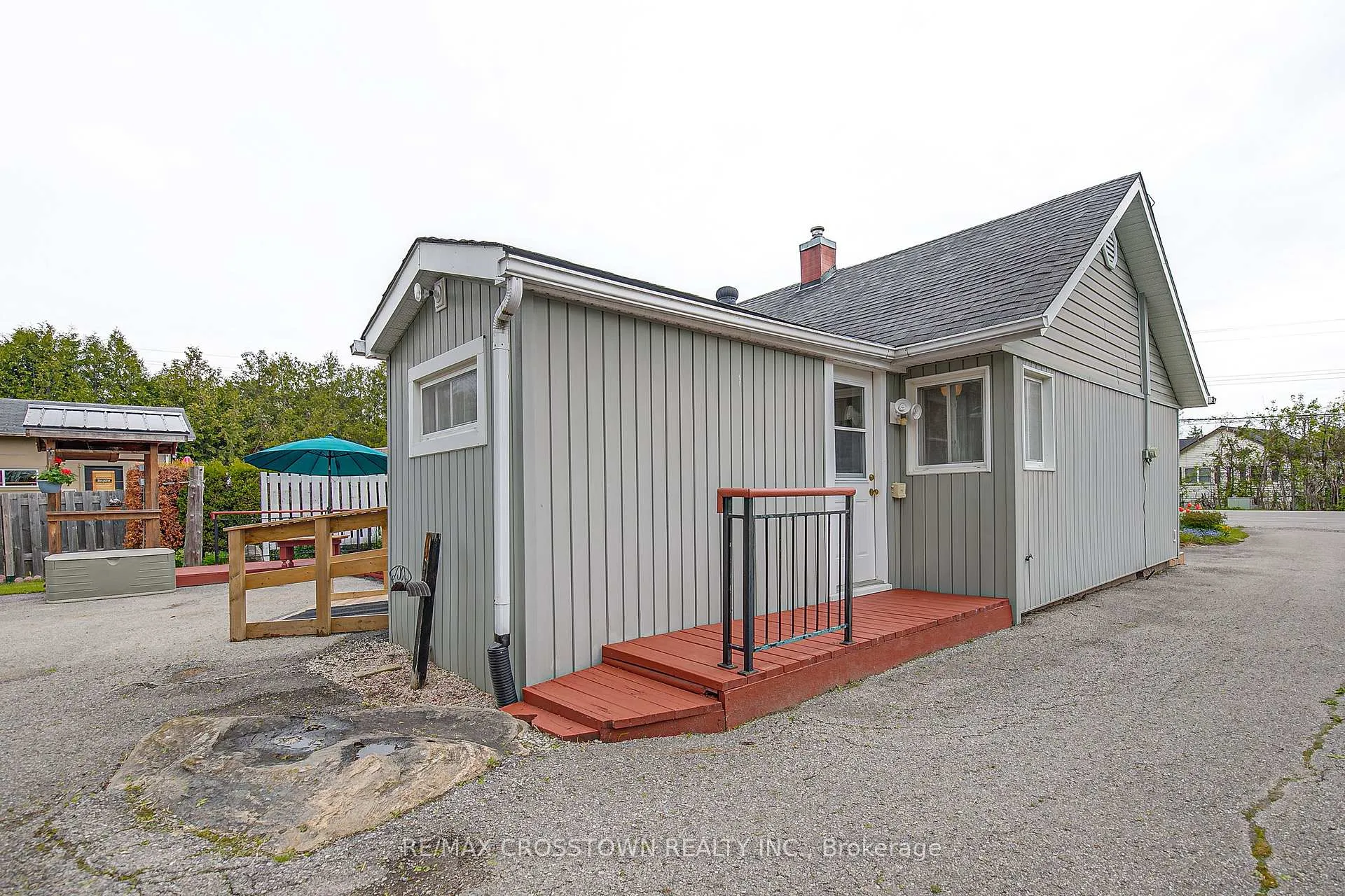 Photo 27 of 1962 St Johns Road, Innisfil, Alcona — HOMEH
