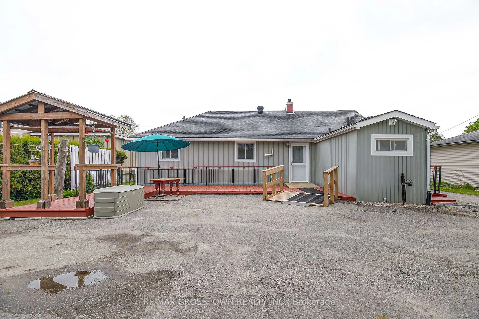 Photo 30 of 1962 St Johns Road, Innisfil, Alcona — HOMEH