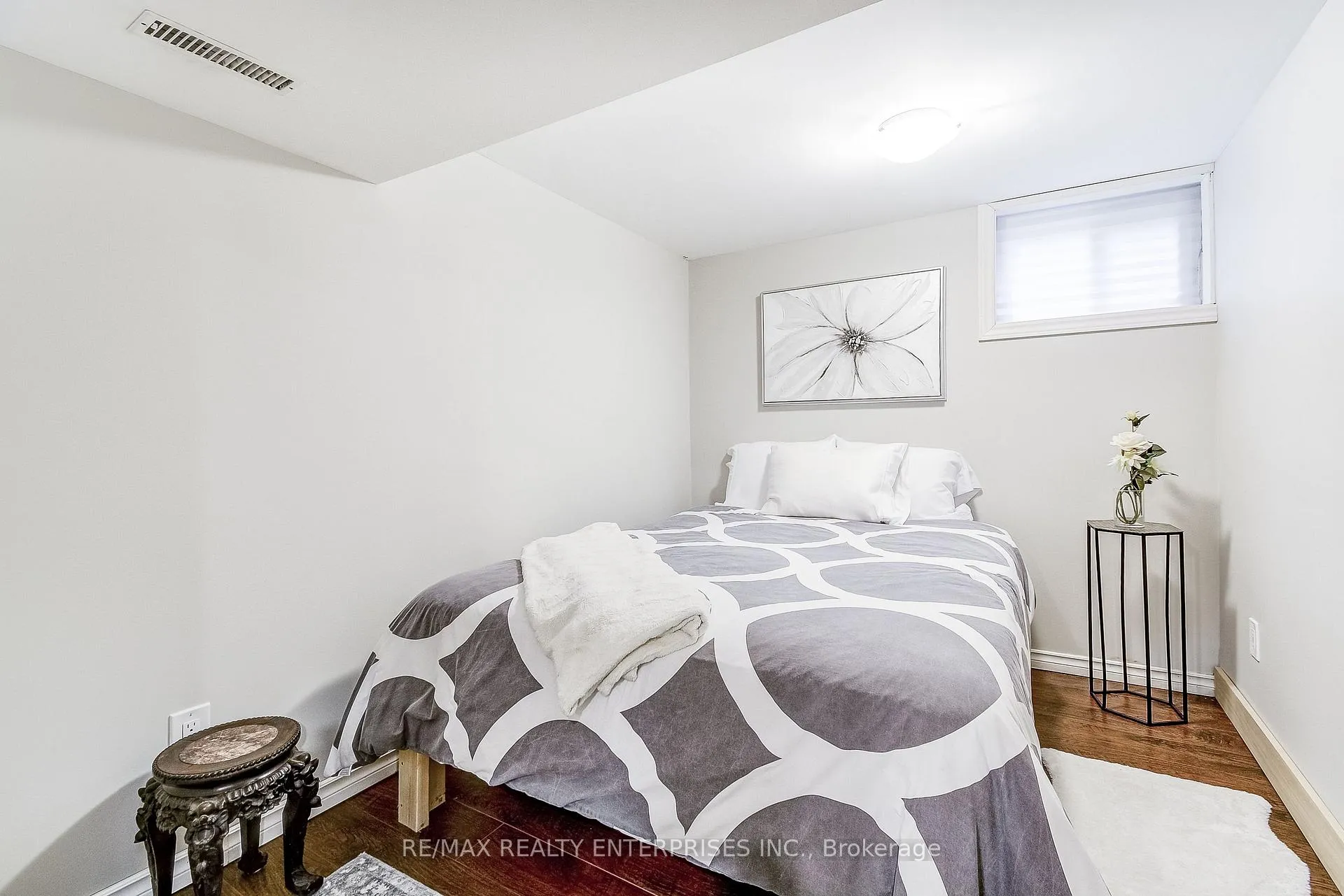 Photo 19 of 149 West 27th Street, Hamilton, Westcliffe — HOMEH