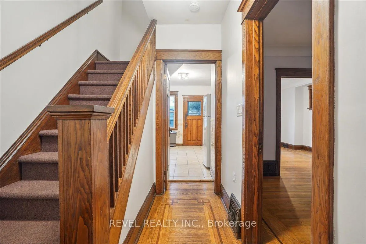 Photo 3 of 16 Senator Avenue, Hamilton, Stipley — HOMEH