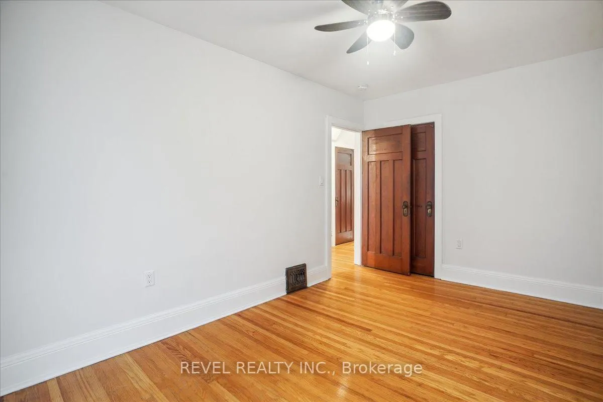 Photo 19 of 16 Senator Avenue, Hamilton, Stipley — HOMEH