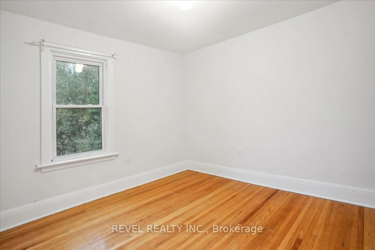Photo 22 of 16 Senator Avenue, Hamilton, Stipley — HOMEH