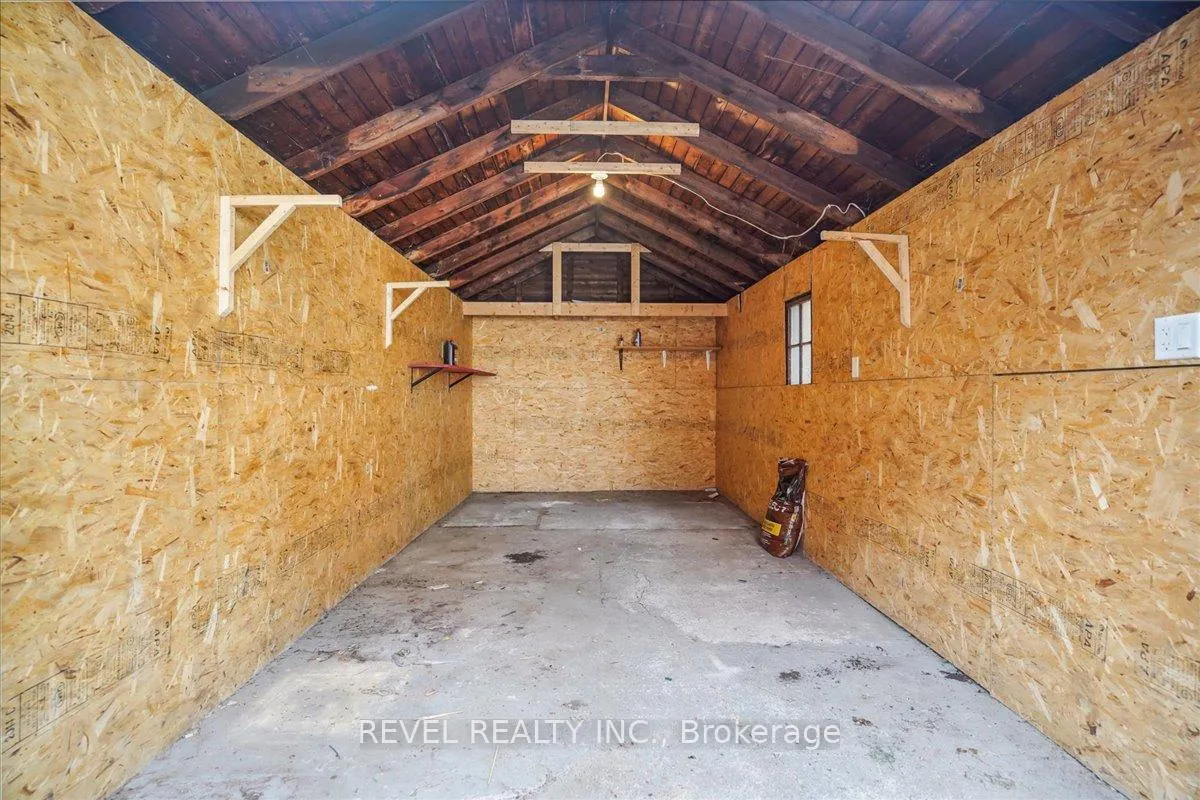 Photo 31 of 16 Senator Avenue, Hamilton, Stipley — HOMEH