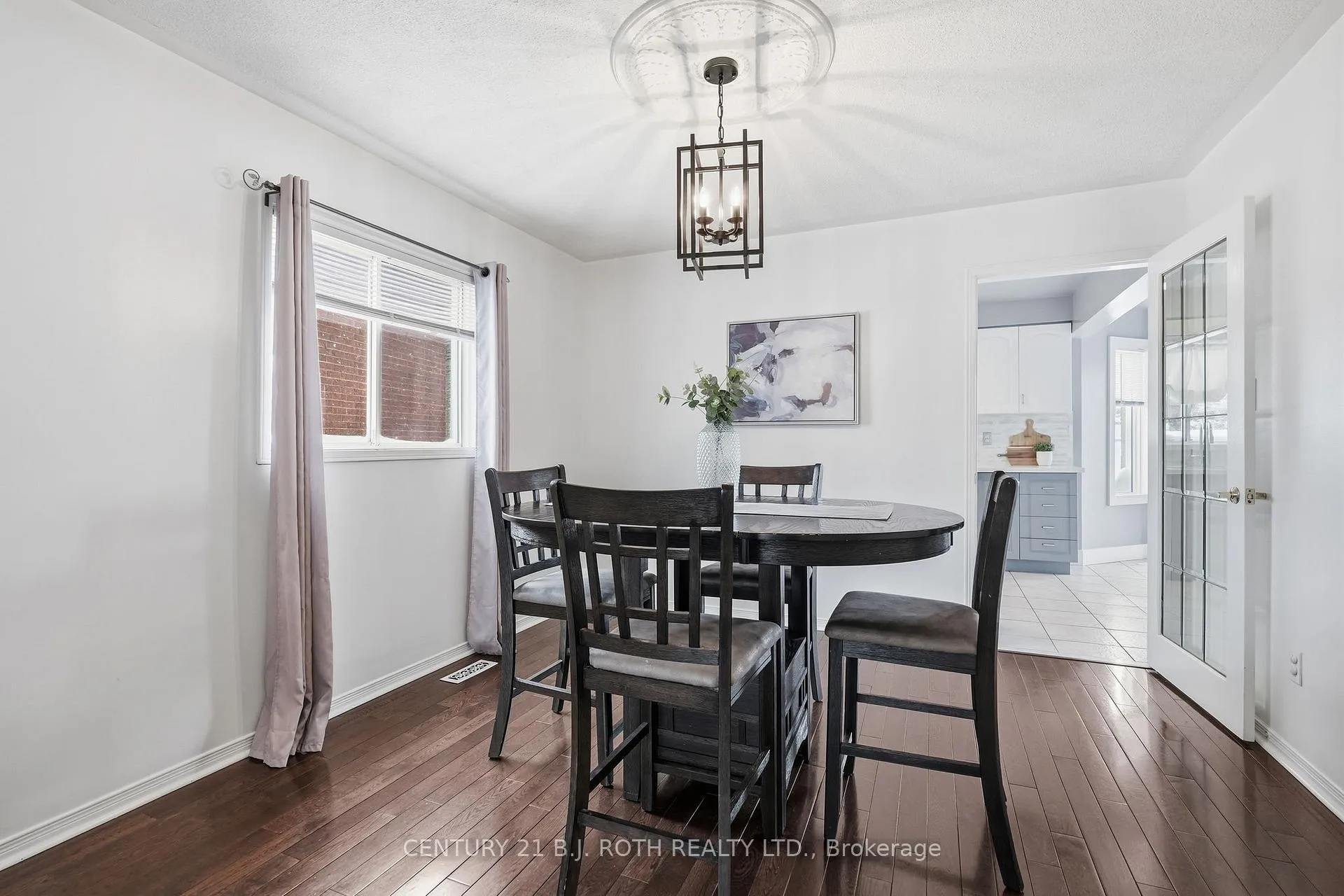Photo 7 of 79 Brown Street, Barrie, Holly — HOMEH