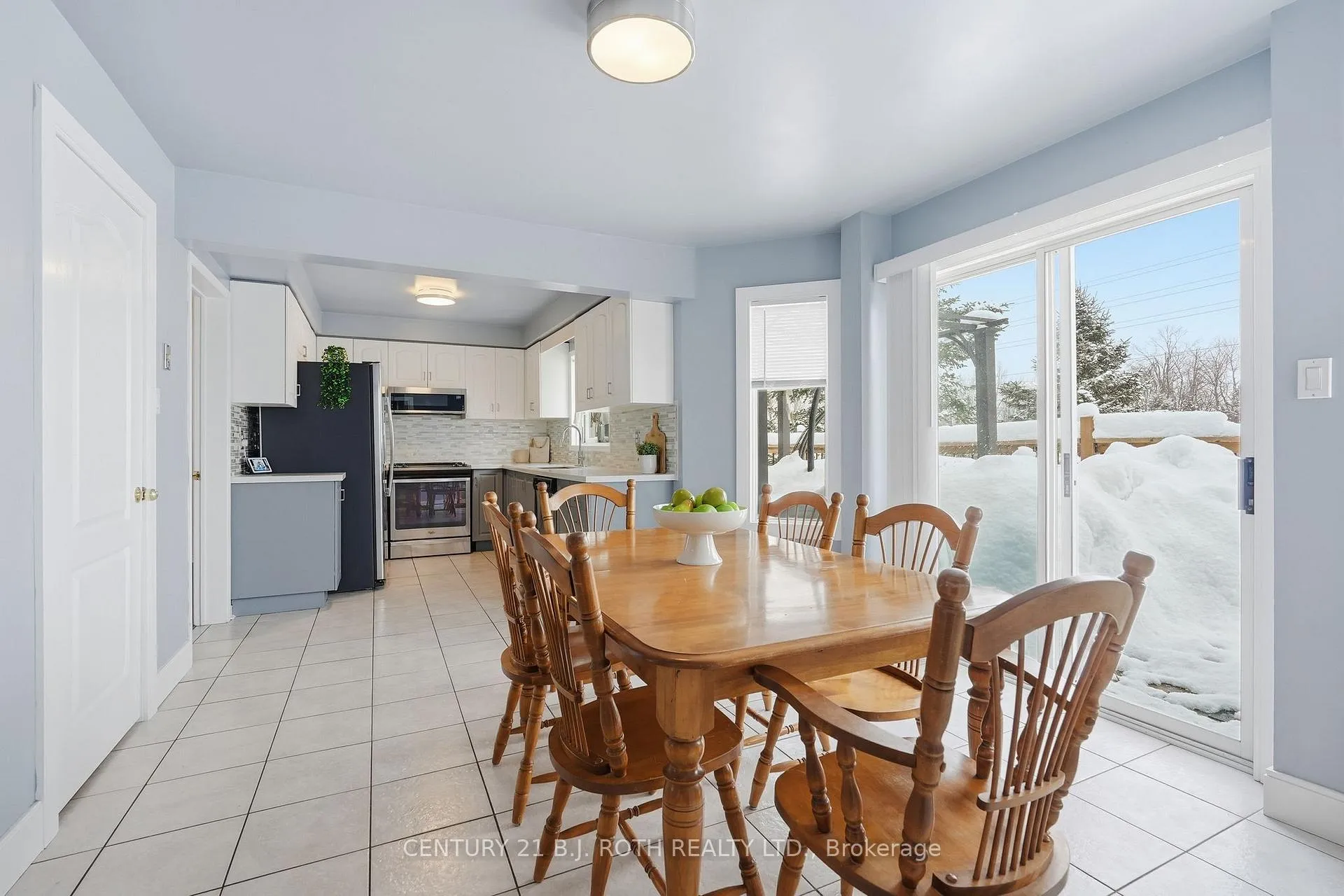 Photo 11 of 79 Brown Street, Barrie, Holly — HOMEH