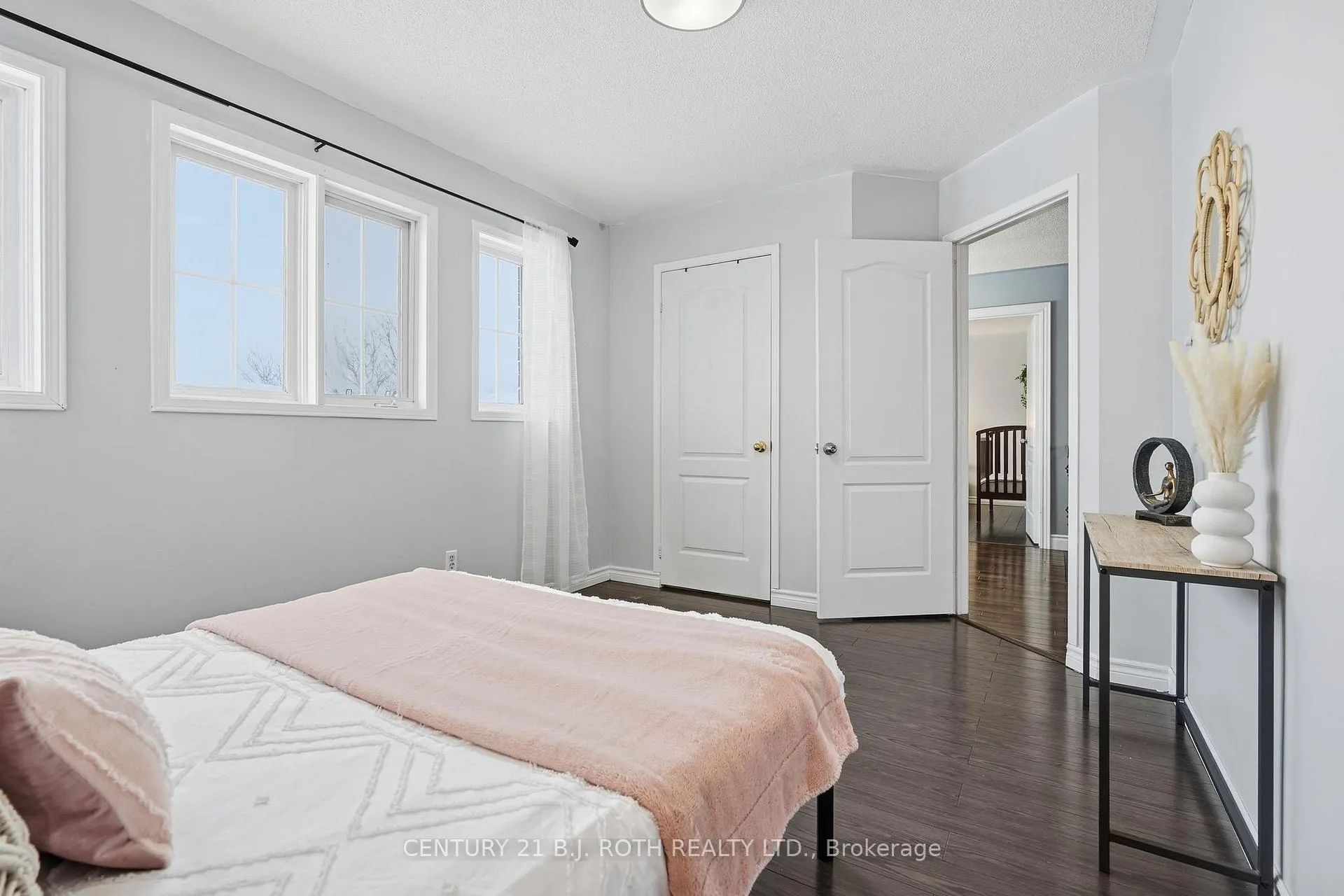 Photo 25 of 79 Brown Street, Barrie, Holly — HOMEH