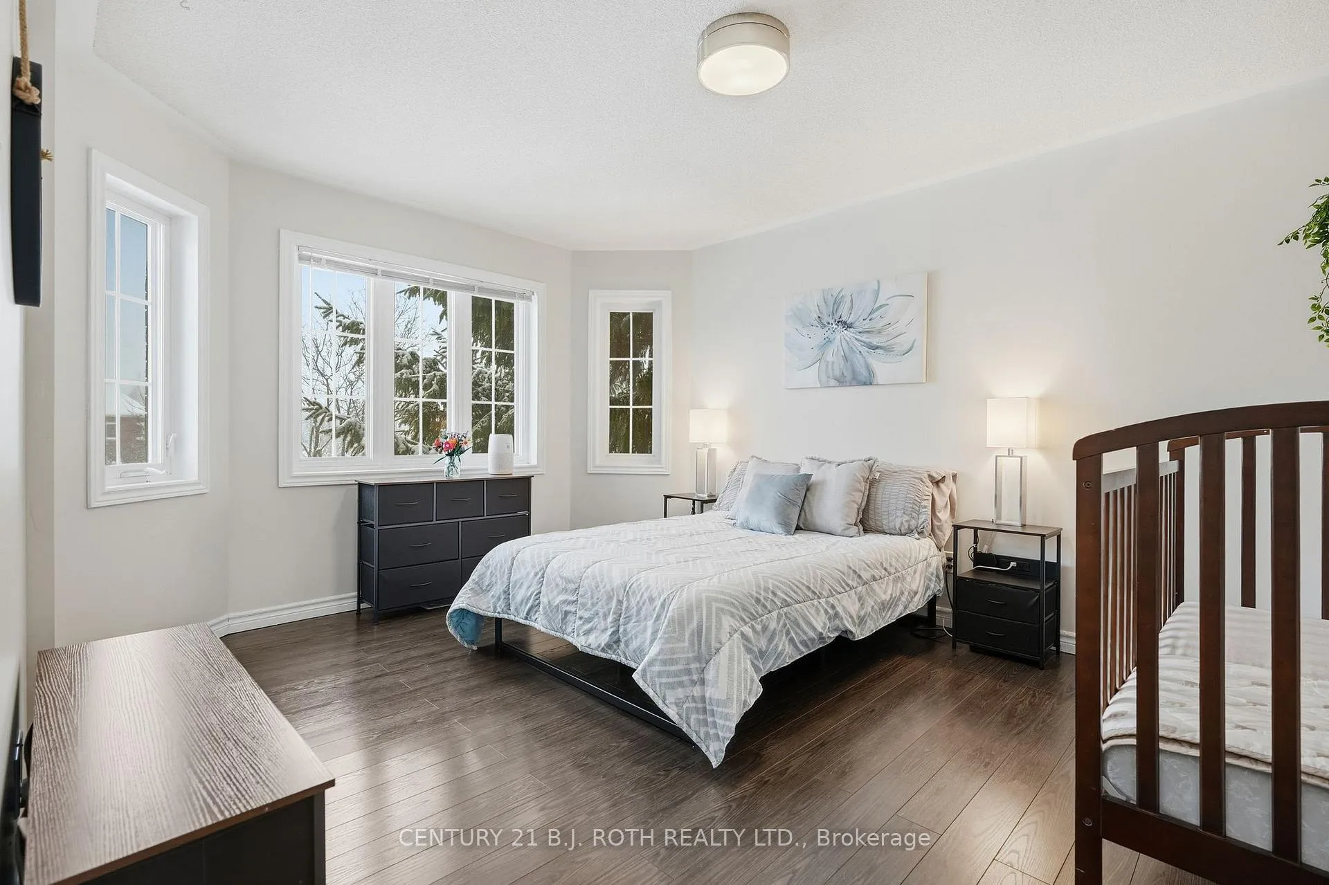 Photo 27 of 79 Brown Street, Barrie, Holly — HOMEH