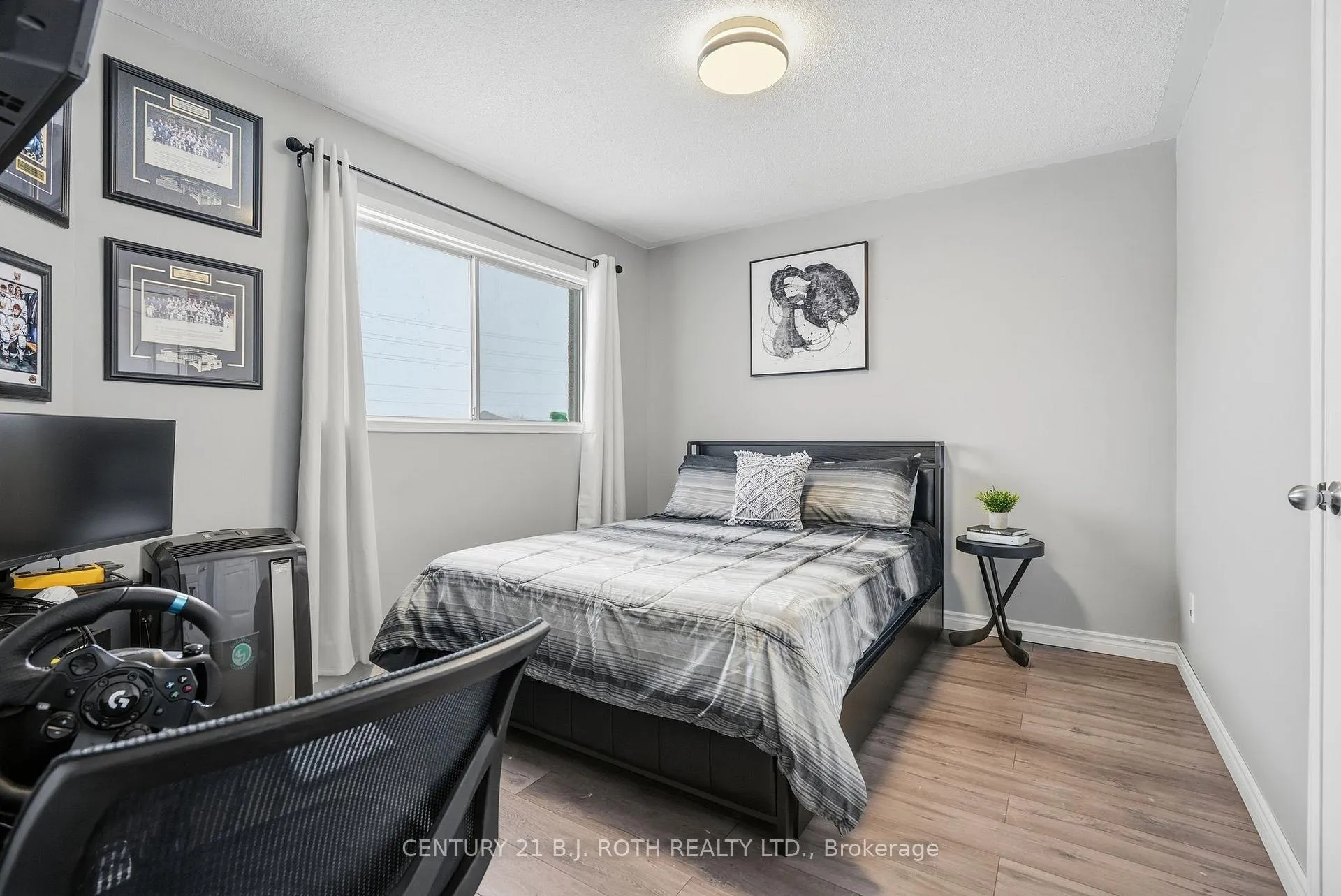 Photo 31 of 79 Brown Street, Barrie, Holly — HOMEH
