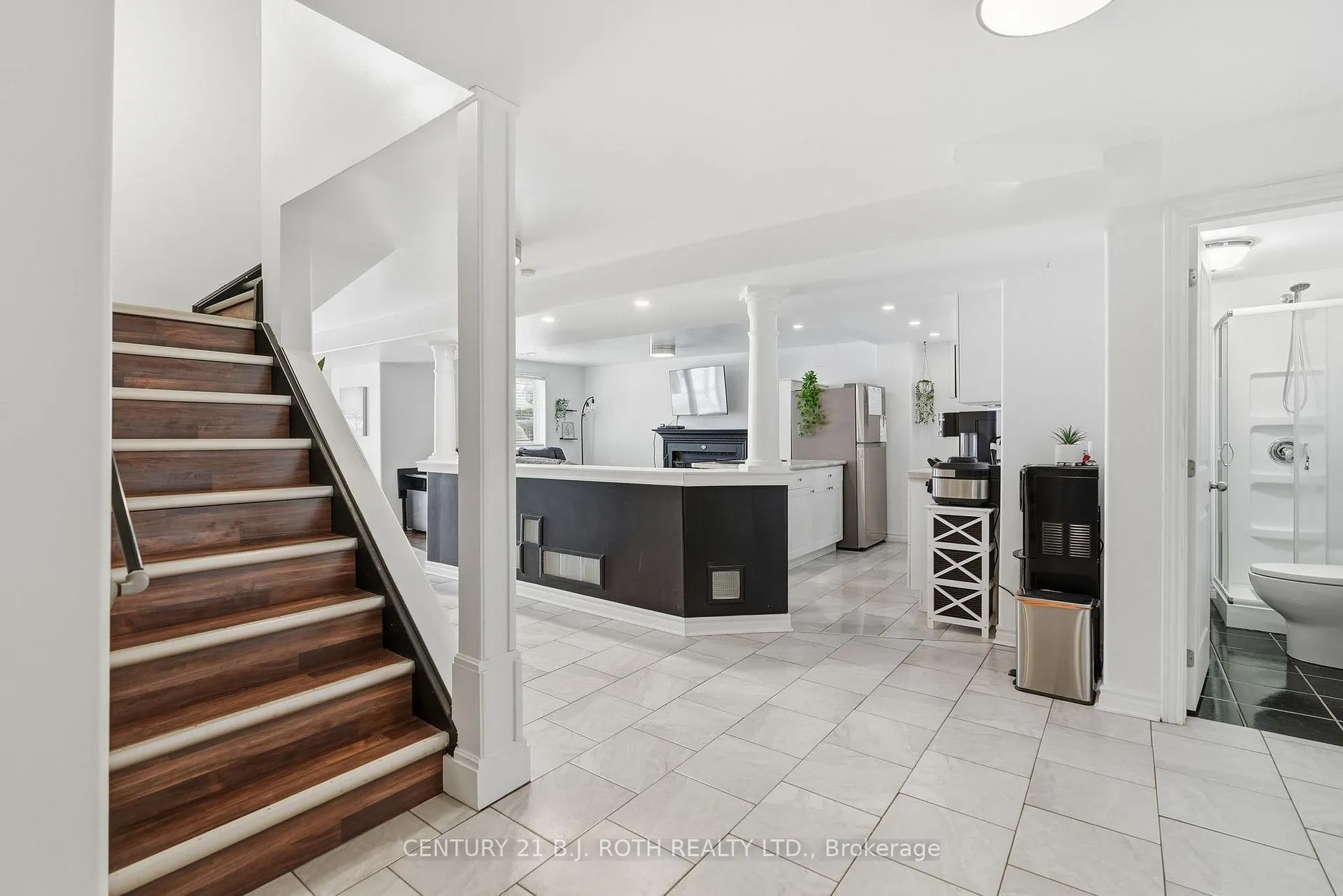 Photo 33 of 79 Brown Street, Barrie, Holly — HOMEH