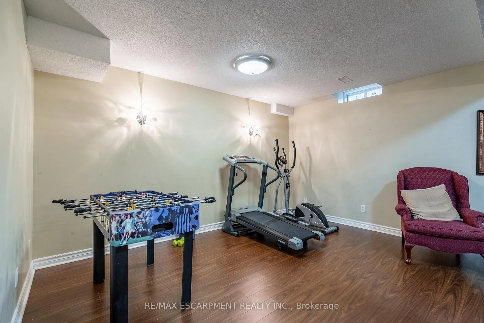 Photo 26 of 67 Golden Iris Crescent, Hamilton, Waterdown — HOMEH