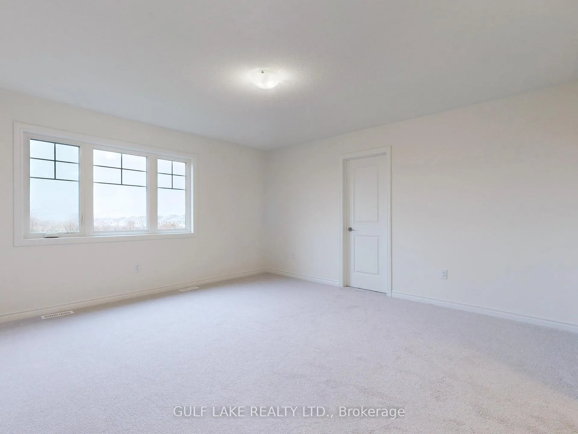 Photo 21 of 134 Greer Street, Barrie, Rural Barrie Southeast — HOMEH