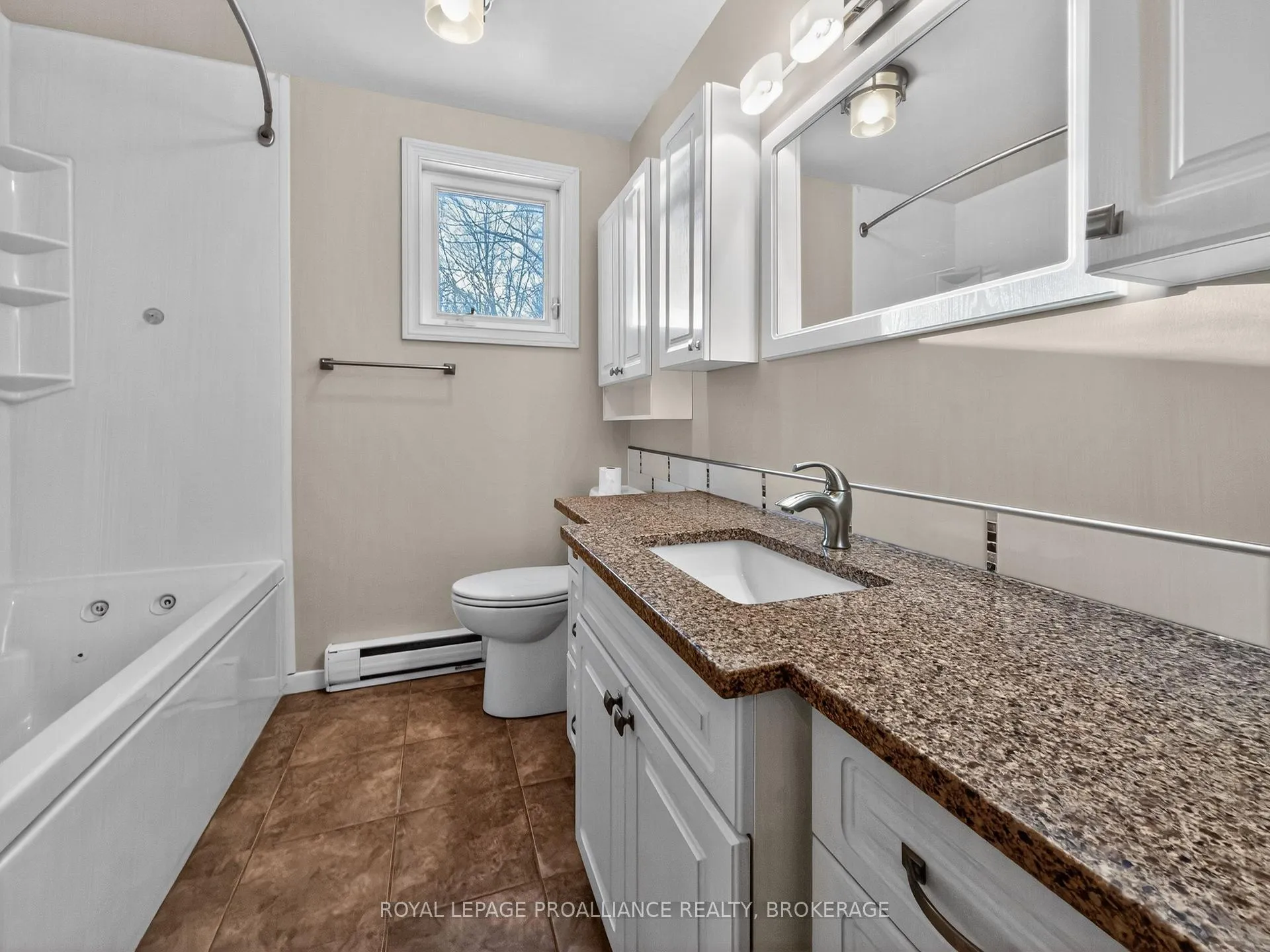 Photo 16 of 3961 Waterfall Lane, Frontenac, Frontenac South — HOMEH