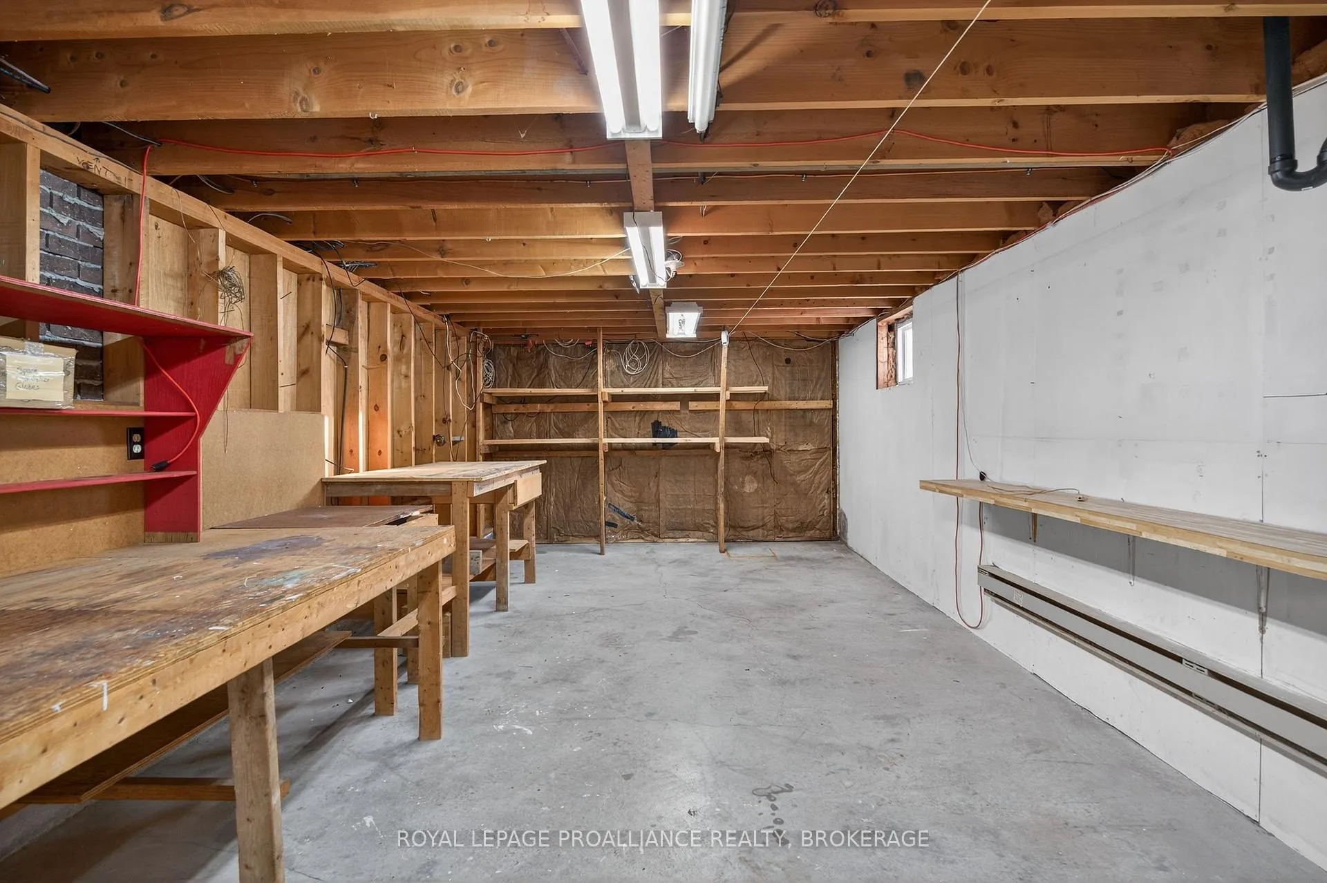 Photo 23 of 3961 Waterfall Lane, Frontenac, Frontenac South — HOMEH