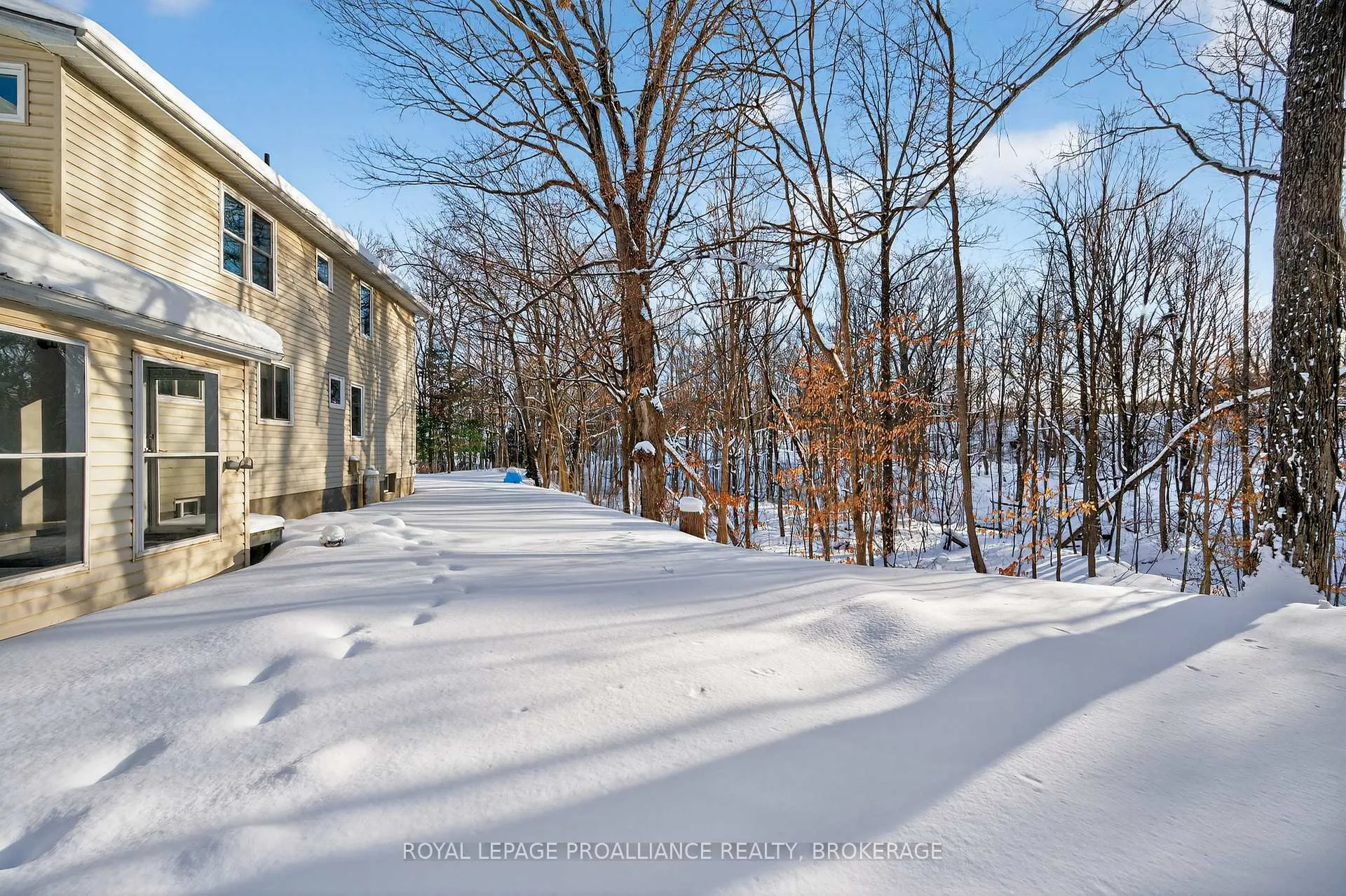 Photo 26 of 3961 Waterfall Lane, Frontenac, Frontenac South — HOMEH