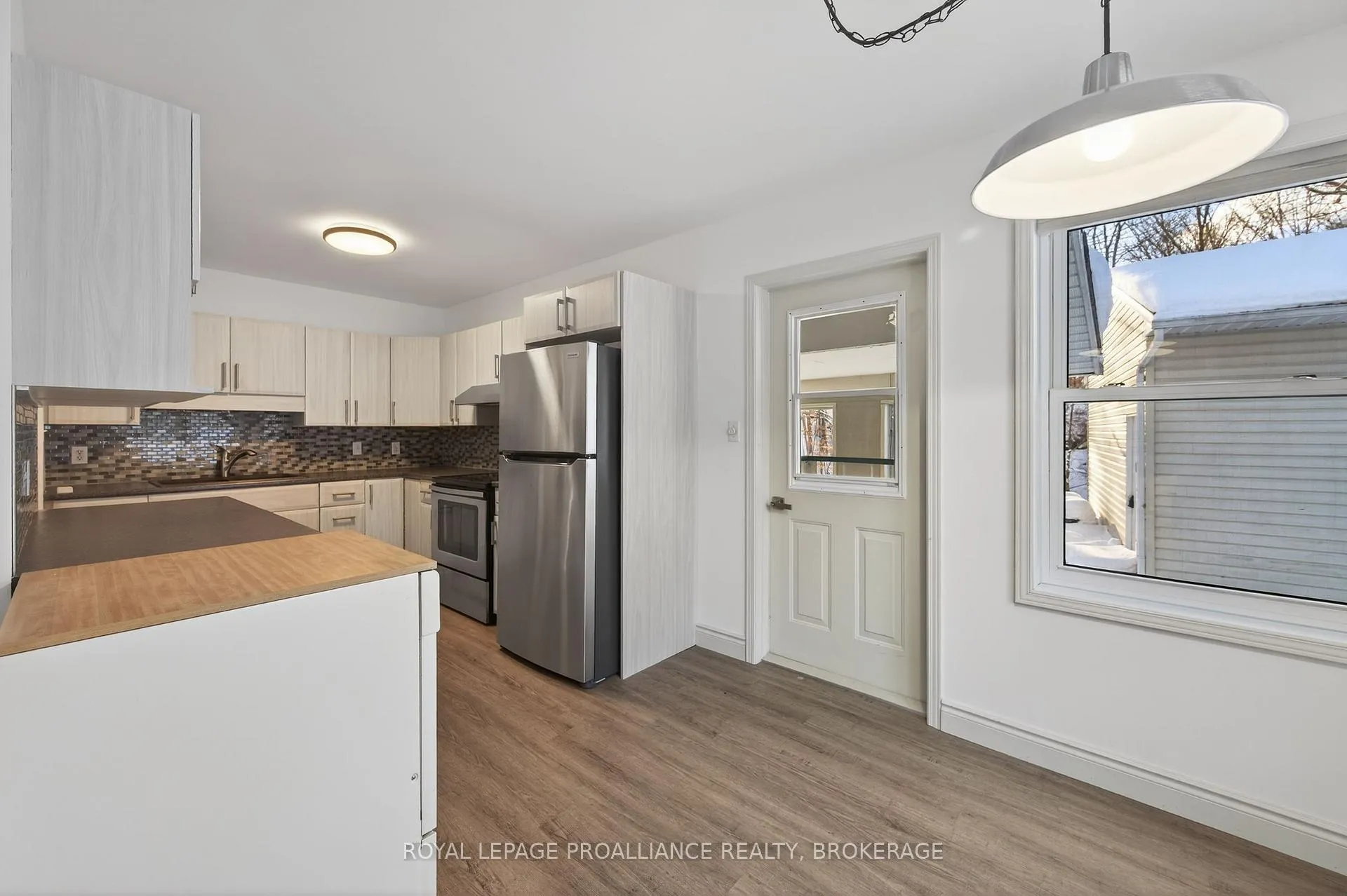 Photo 28 of 3961 Waterfall Lane, Frontenac, Frontenac South — HOMEH