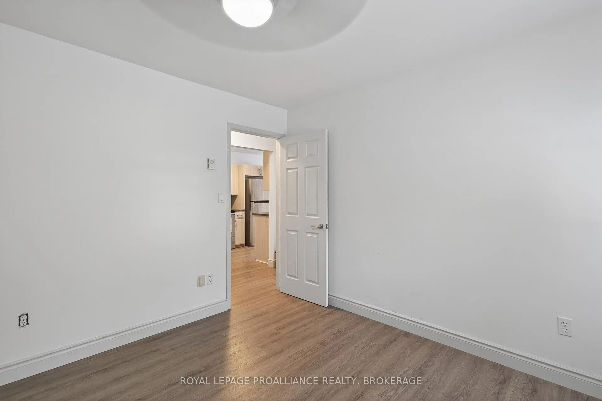 Photo 32 of 3961 Waterfall Lane, Frontenac, Frontenac South — HOMEH