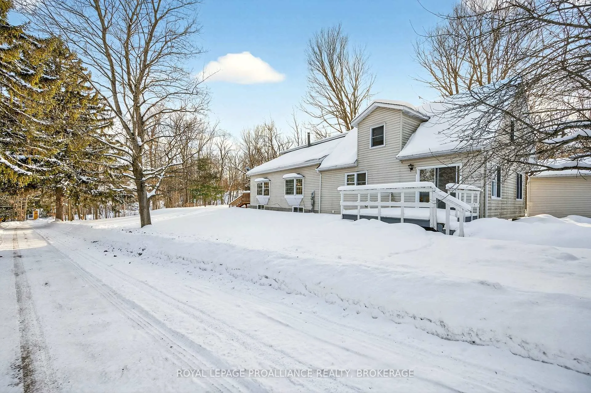 Photo 40 of 3961 Waterfall Lane, Frontenac, Frontenac South — HOMEH