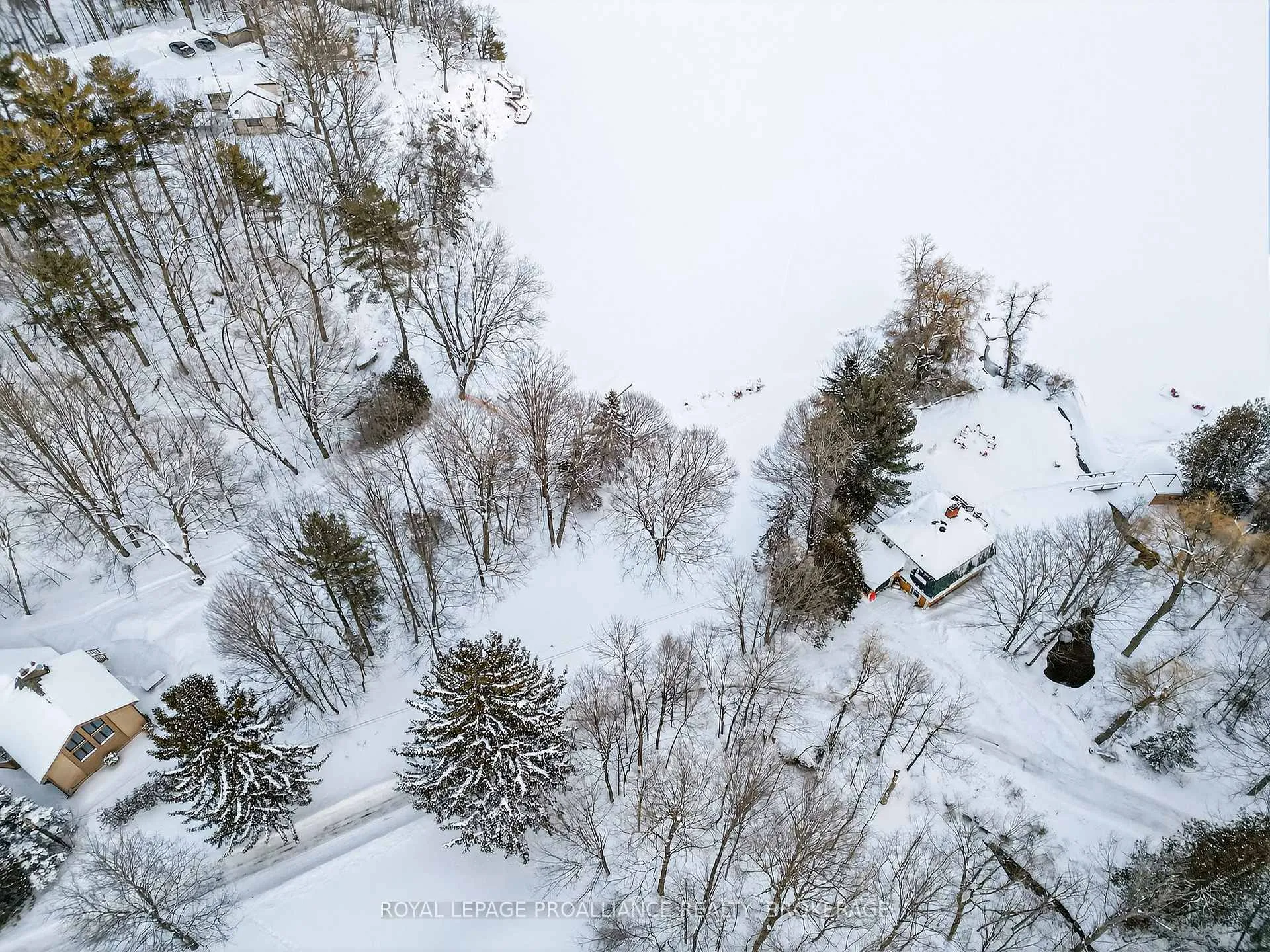 Photo 45 of 3961 Waterfall Lane, Frontenac, Frontenac South — HOMEH