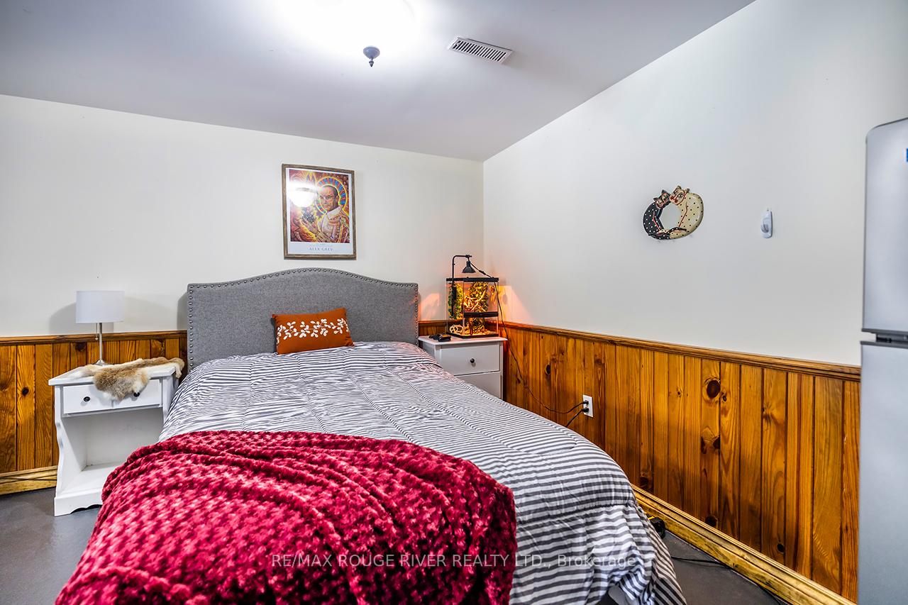 Photo 20 of 107 Galbraith Court, Clarington, Bowmanville — HOMEH